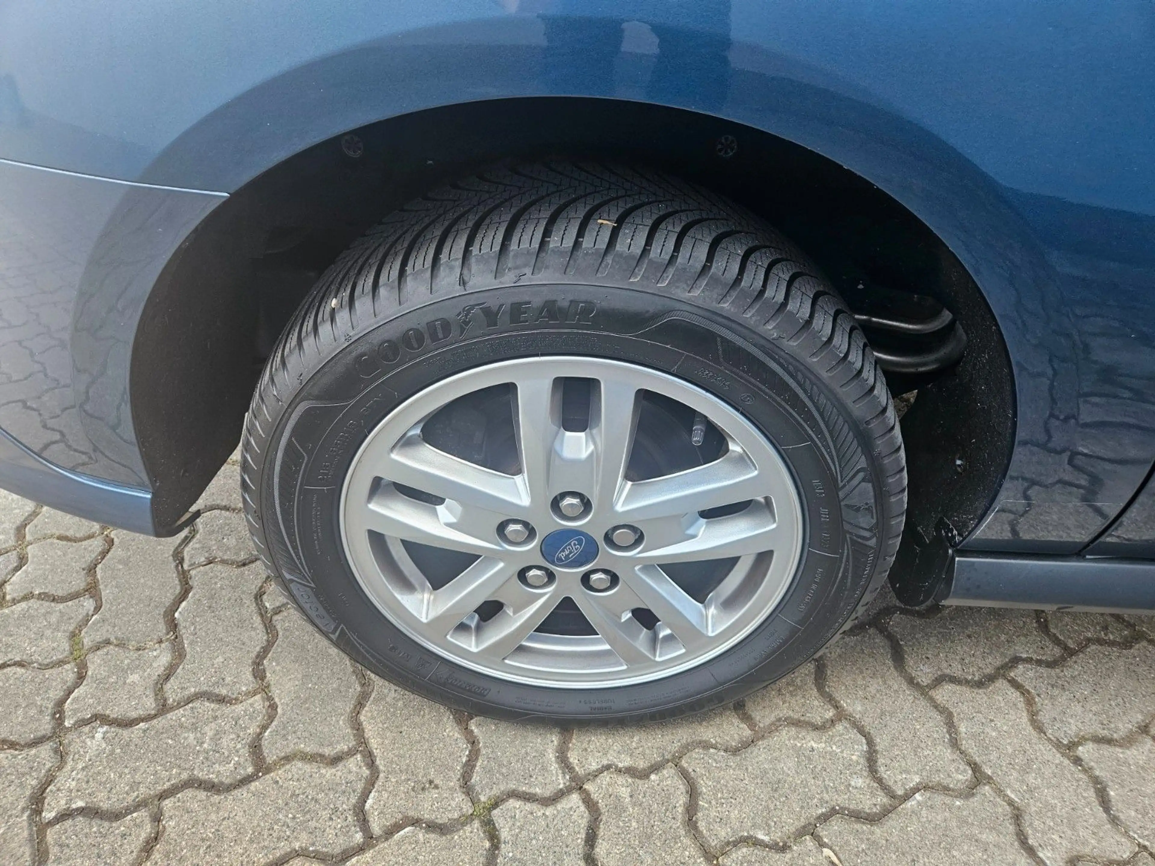 Ford Grand Tourneo Titanium RFK SWA LKA ACC Panorama — photo 15