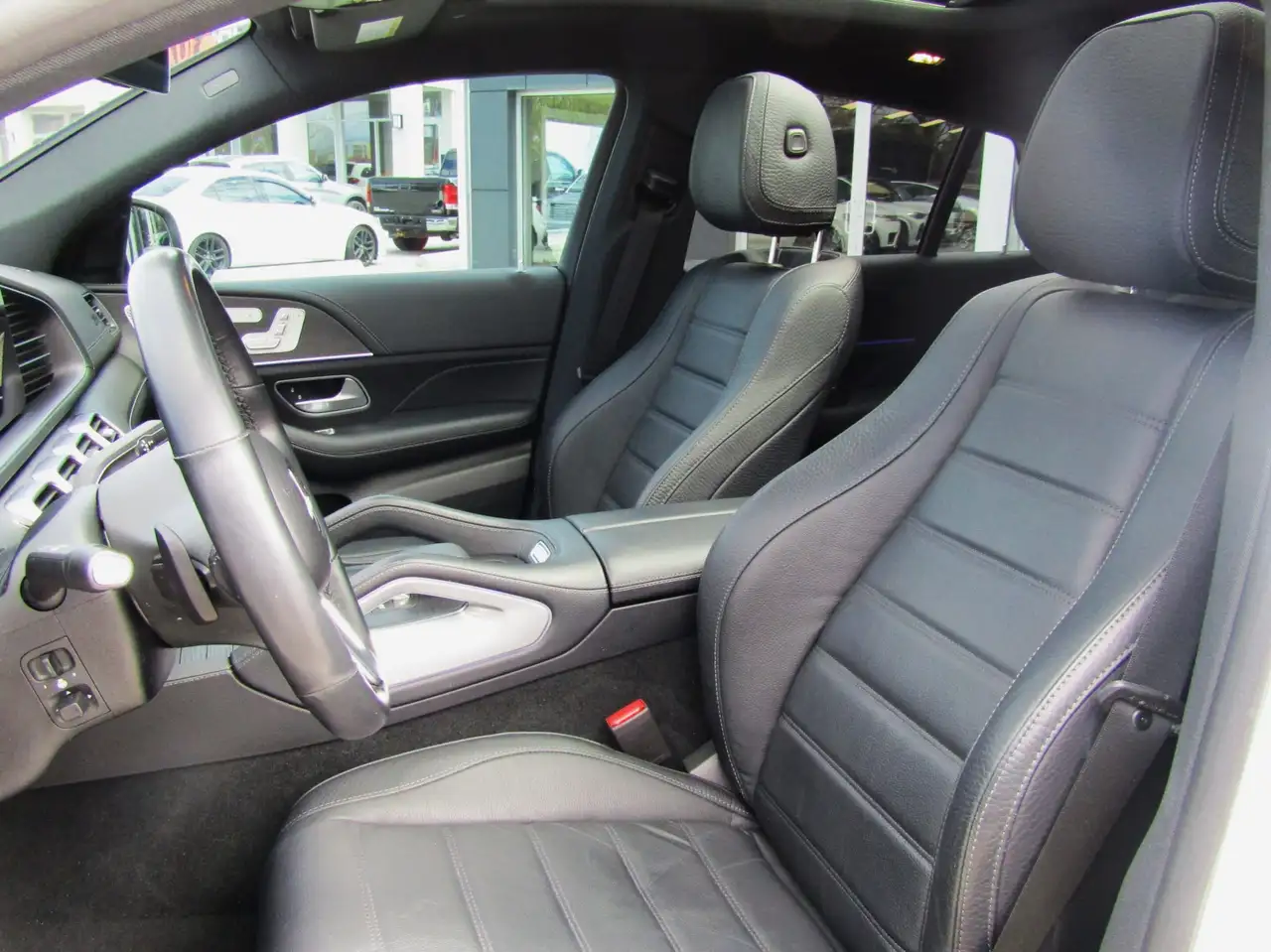 Mercedes-Benz GLE снимка Mercedes-Benz GLE