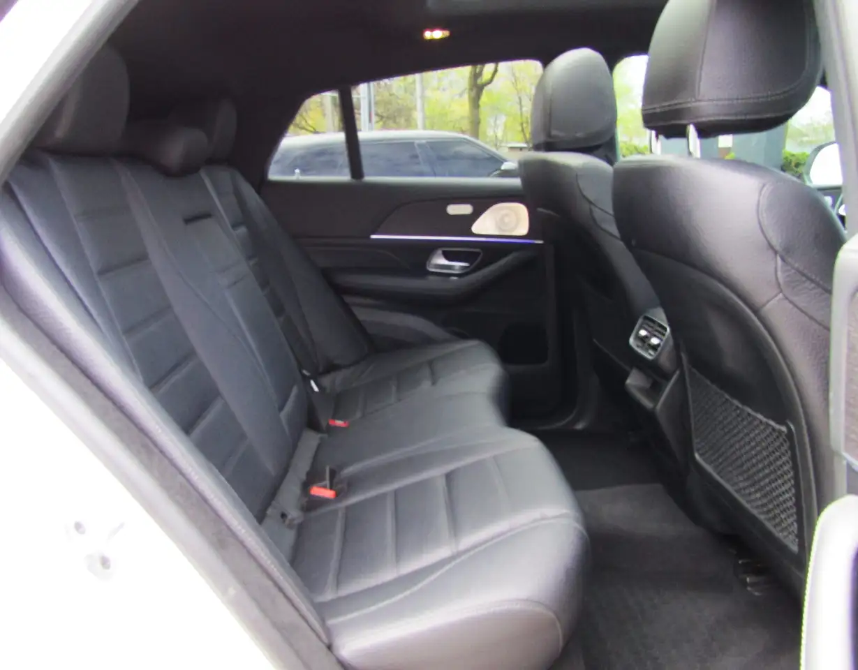 Mercedes-Benz GLE снимка Mercedes-Benz GLE