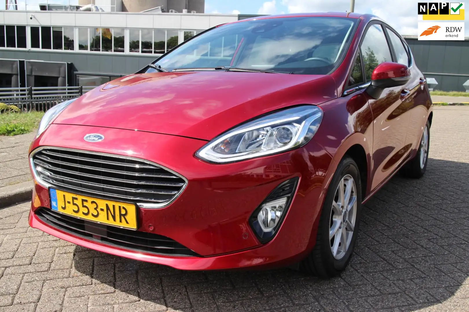 Ford Fiesta 1.0 EcoBoost Titanium X Rood - 1
