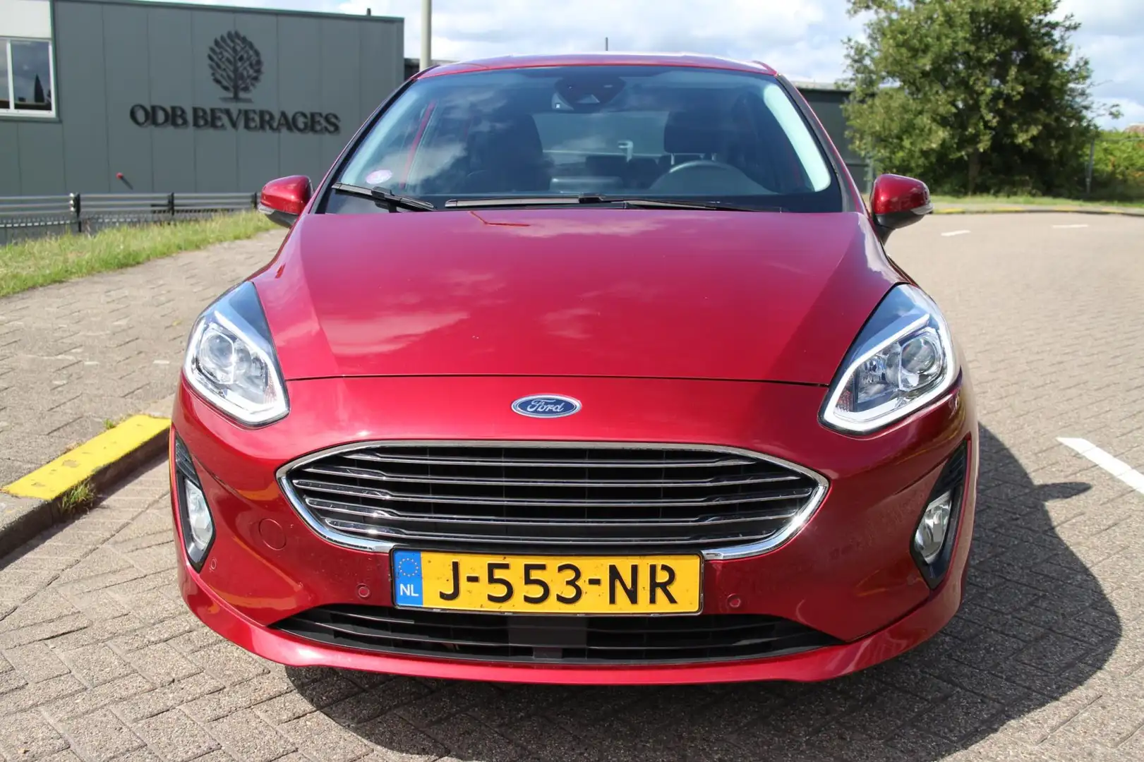 Ford Fiesta 1.0 EcoBoost Titanium X Rood - 2