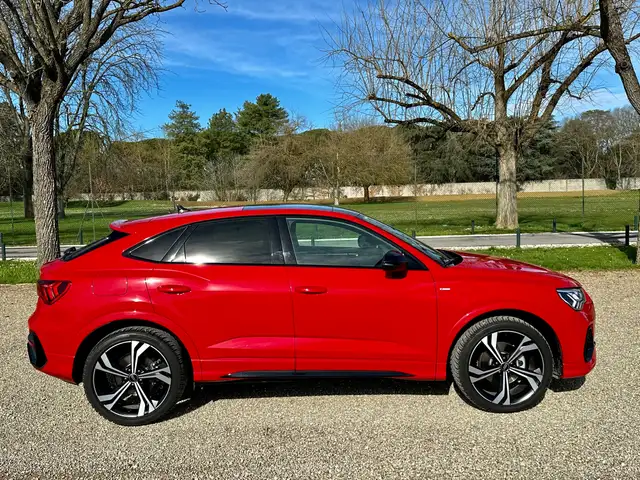 Audi Q3 view 2