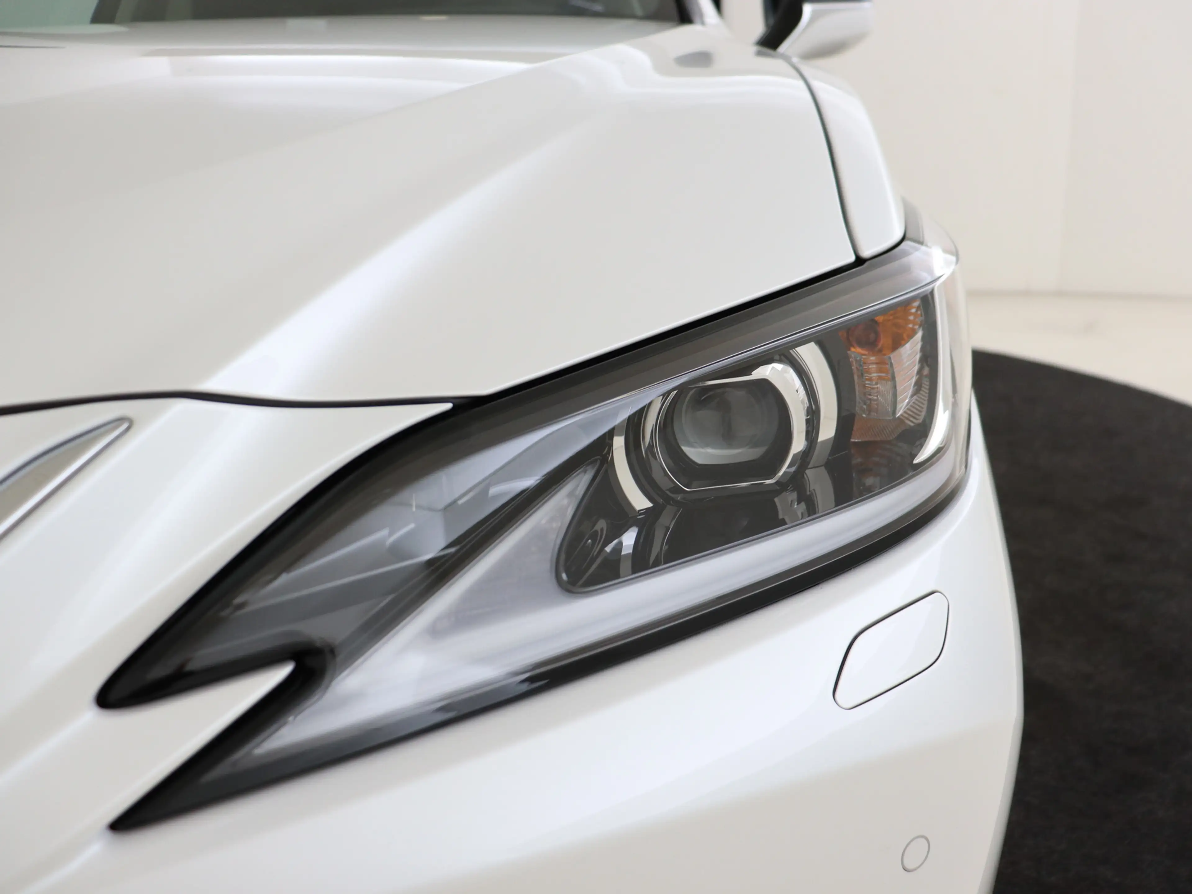 Lexus ES 300 300h 35th Edition |Sunroof |Lederen Bekleding | Ap — photo 13