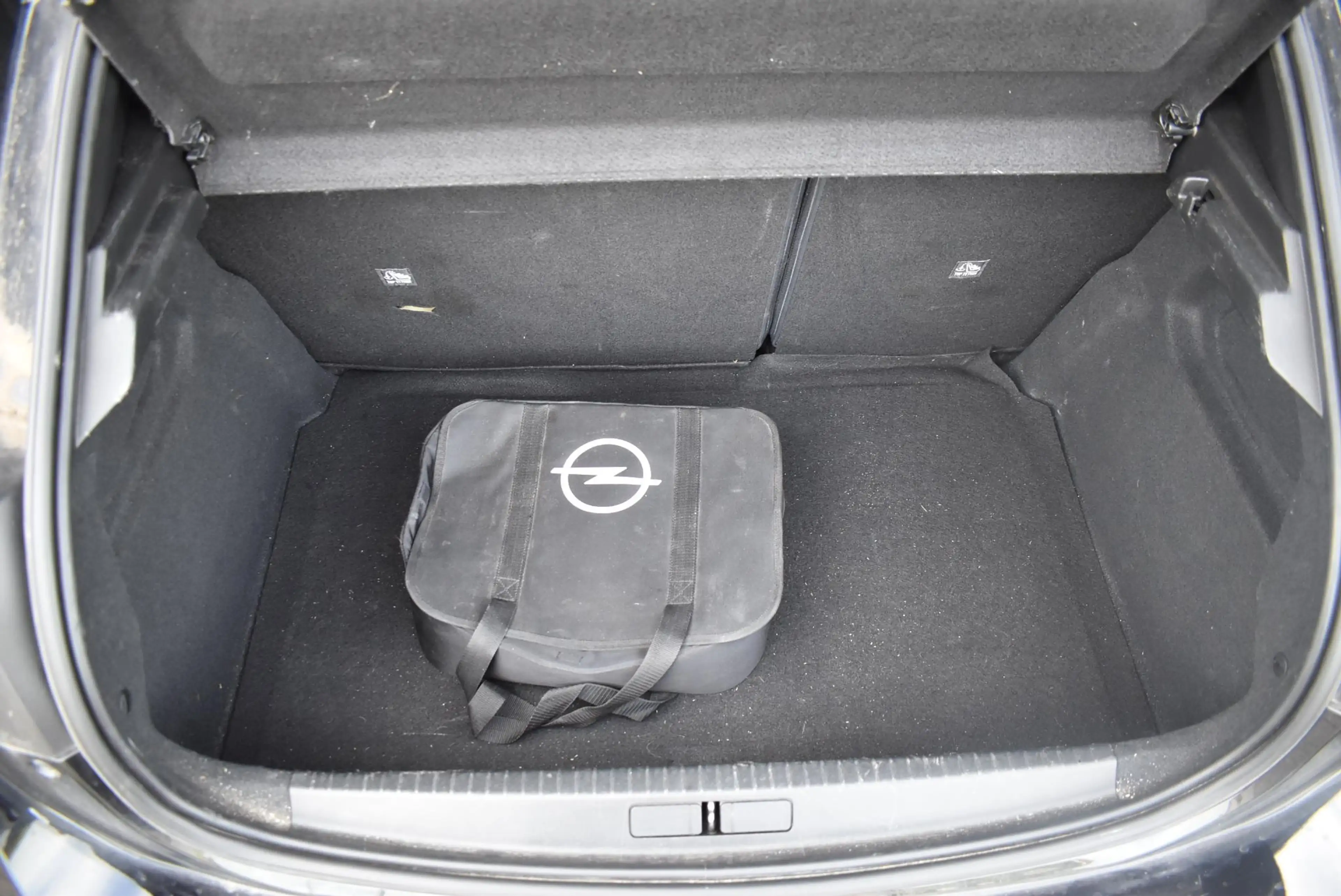 Opel Corsa-e GS Line 50 kWh | Camera | Apple Carplay/Android Au — photo 11