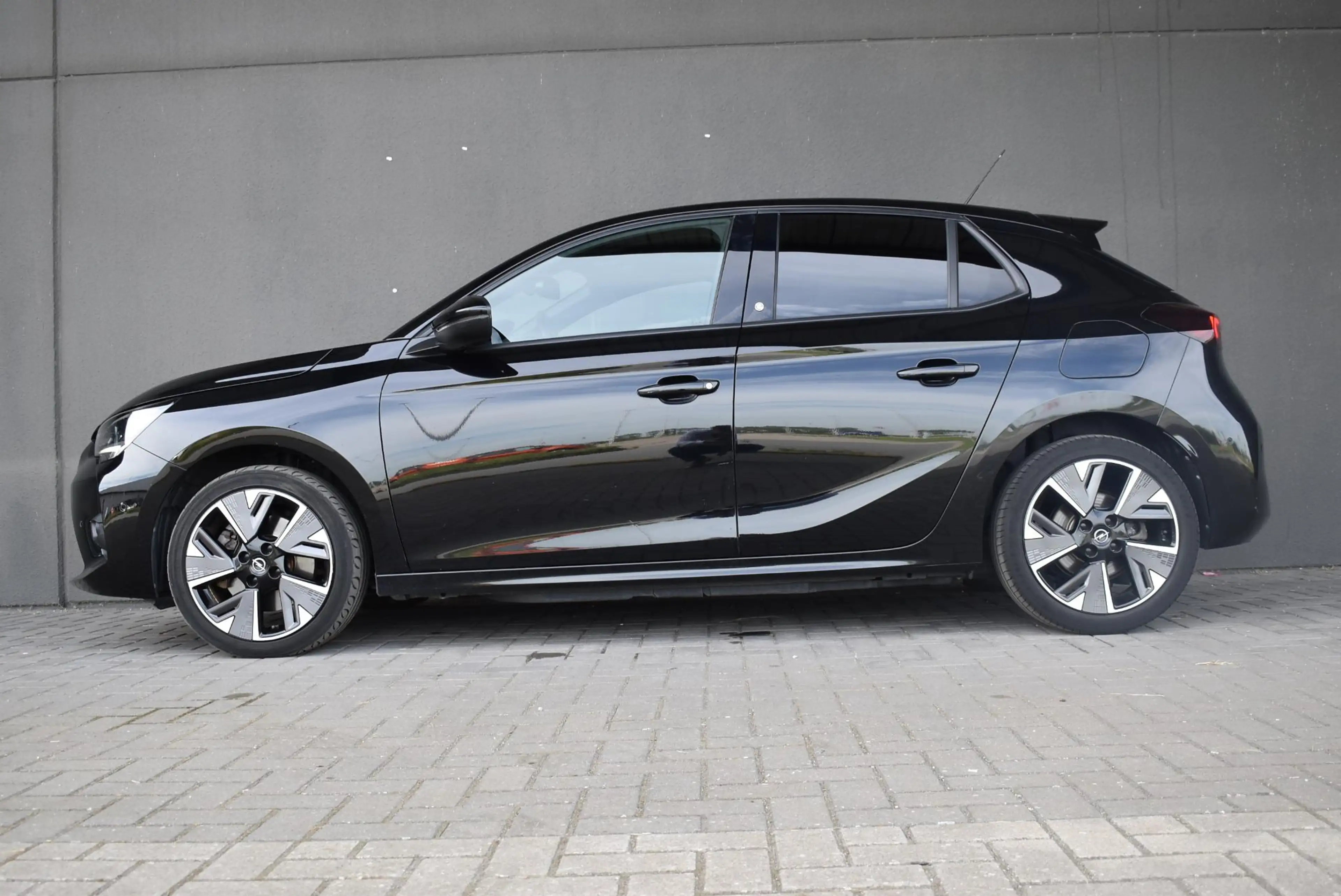 Opel Corsa-e GS Line 50 kWh | Camera | Apple Carplay/Android Au — photo 8
