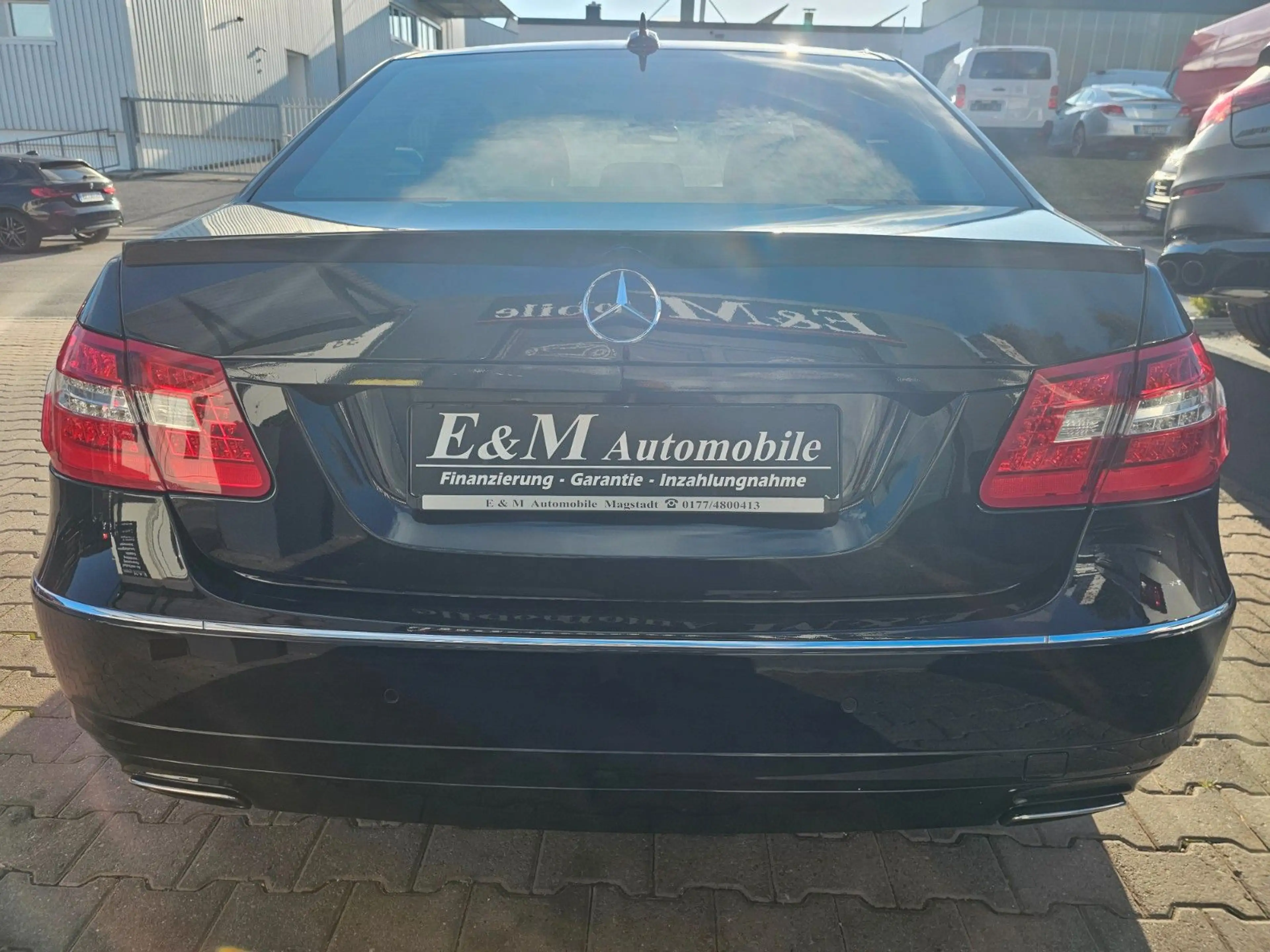 Mercedes-Benz E 250 Limousine*AVANTGARDE*NAVI*XENON*PDC*SHZ* — photo 5