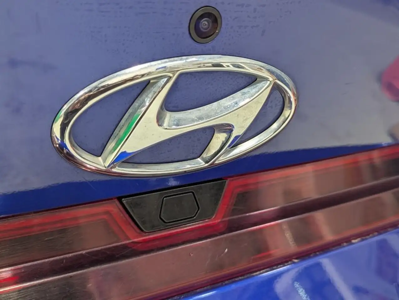 Hyundai ELANTRA снимка Hyundai ELANTRA