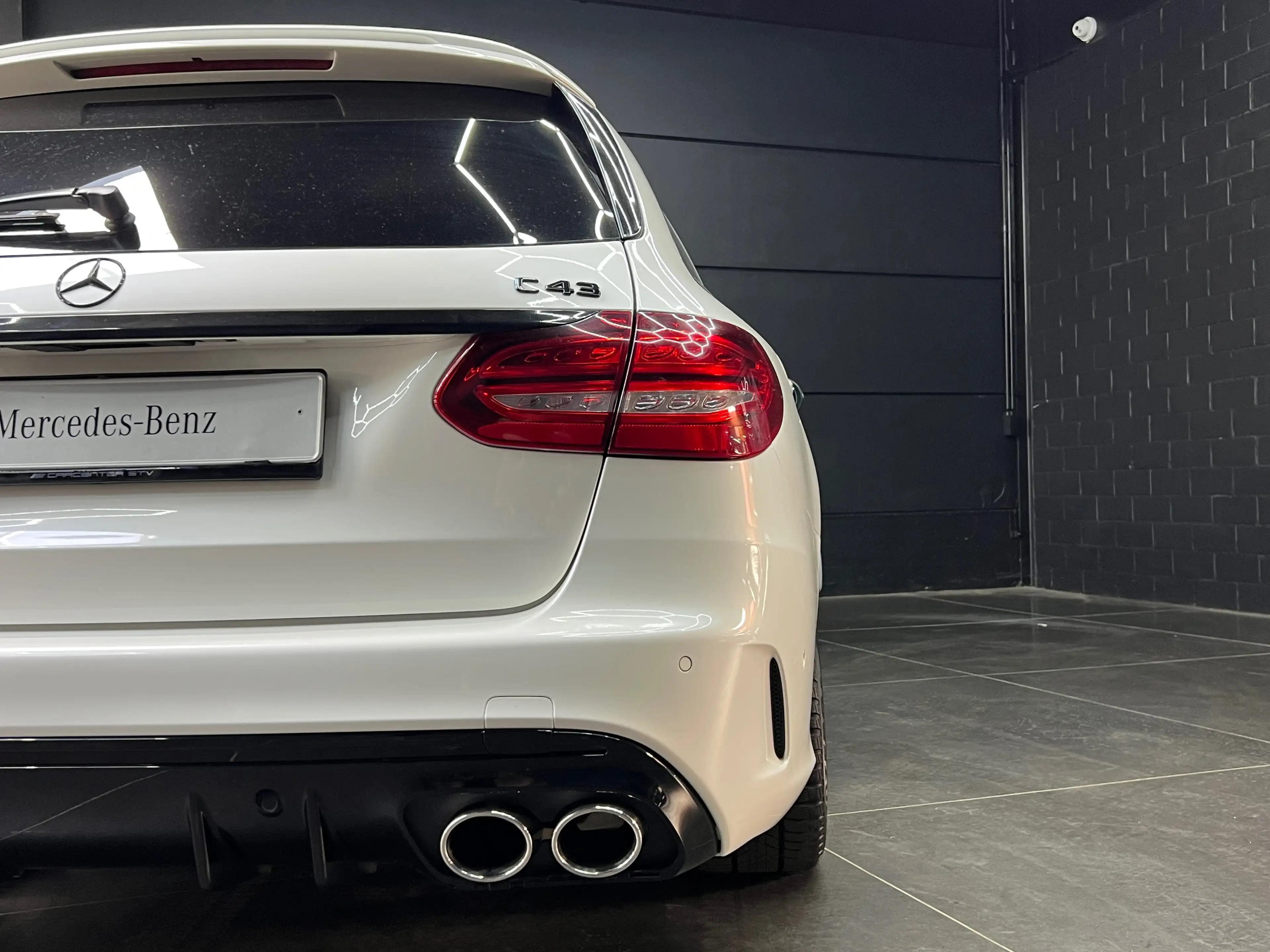 Mercedes-Benz C 43 AMG 4-Matic/Pano/Perf exhaust/60.000KM/Camera/Full Option/ — photo 8