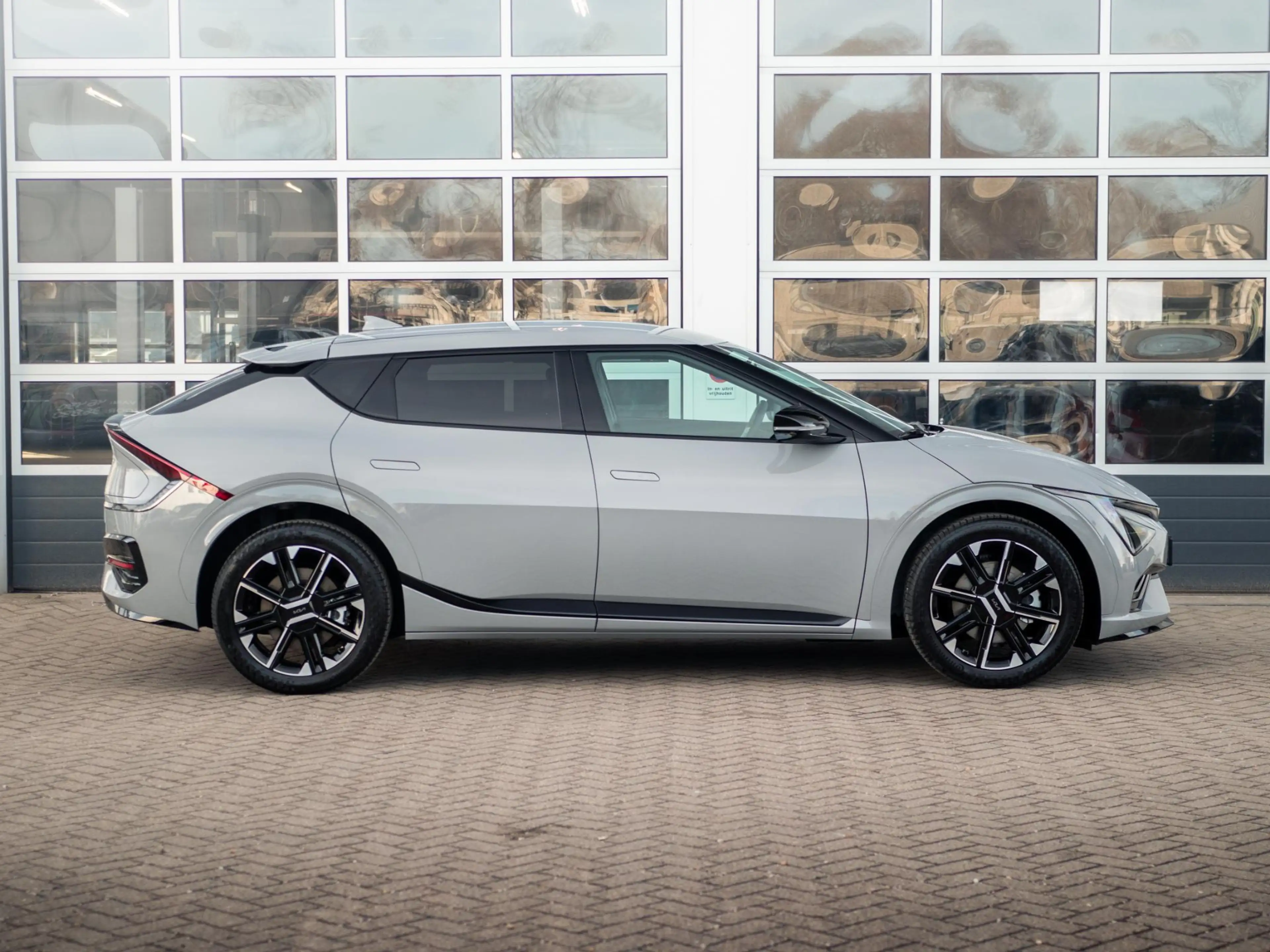 Kia EV6 GT-Line Business Edition 84 kWh | 800v technologie — photo 4
