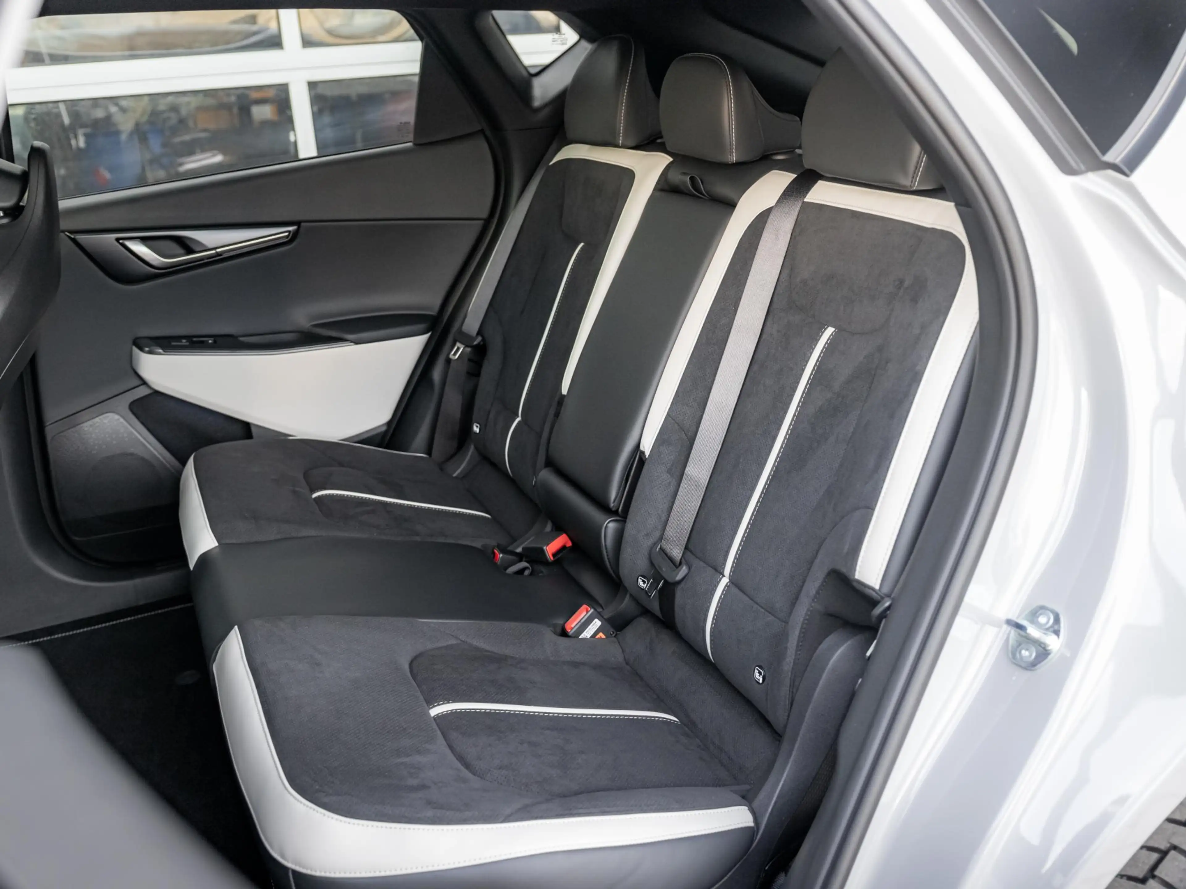 Kia EV6 GT-Line Business Edition 84 kWh | 800v technologie — photo 12