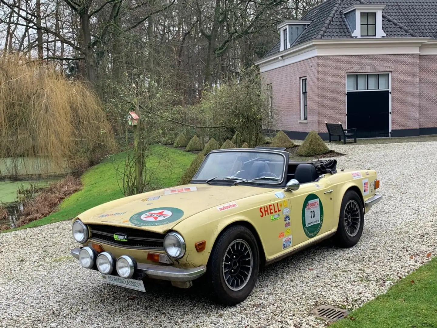 Triumph TR6 2.5 Overdrive Roadster GETUNED RALLY OBJECT Gelb - 1
