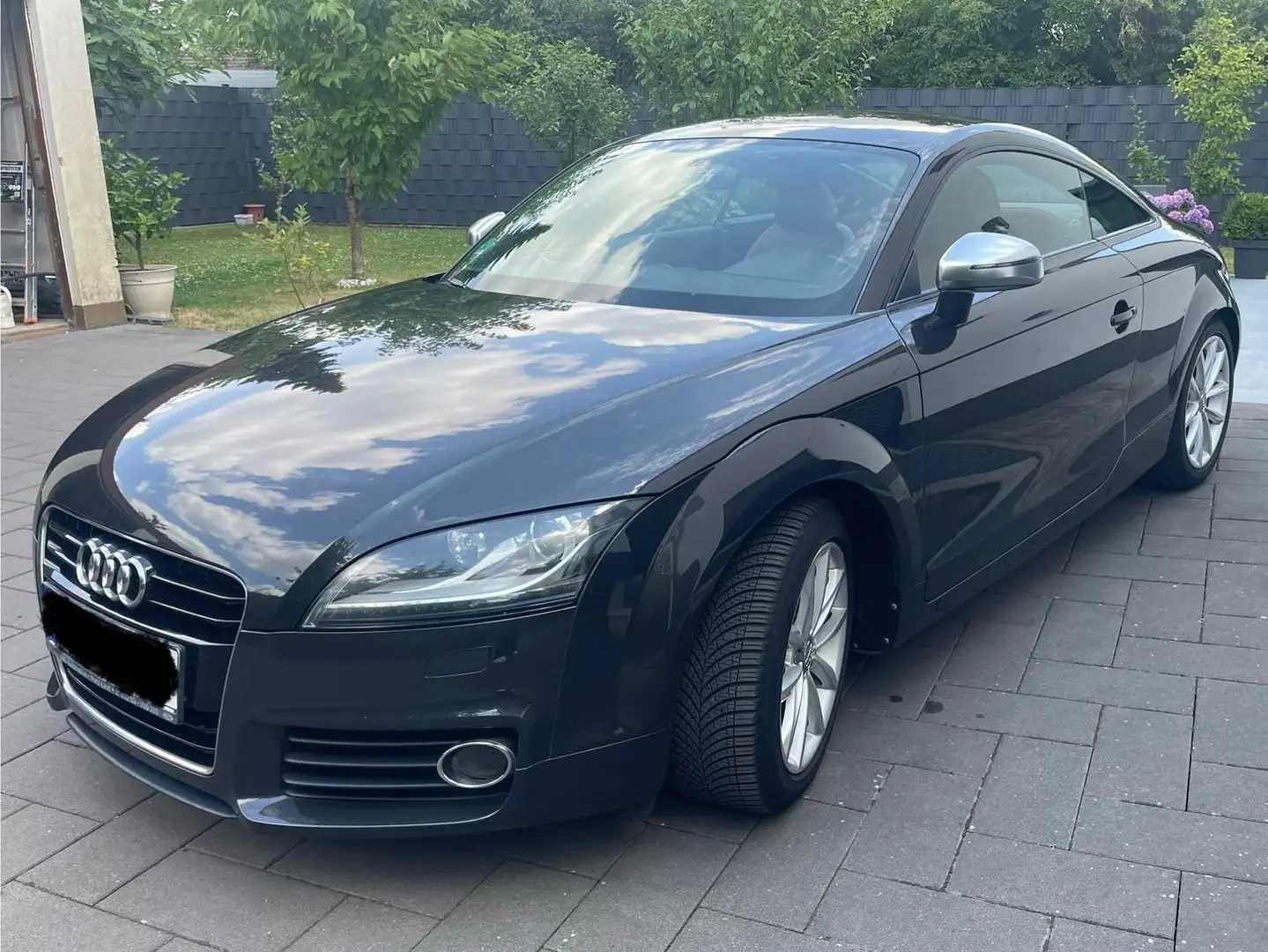 Audi TT TT Coupe 1.8 TFSI Grau - 1
