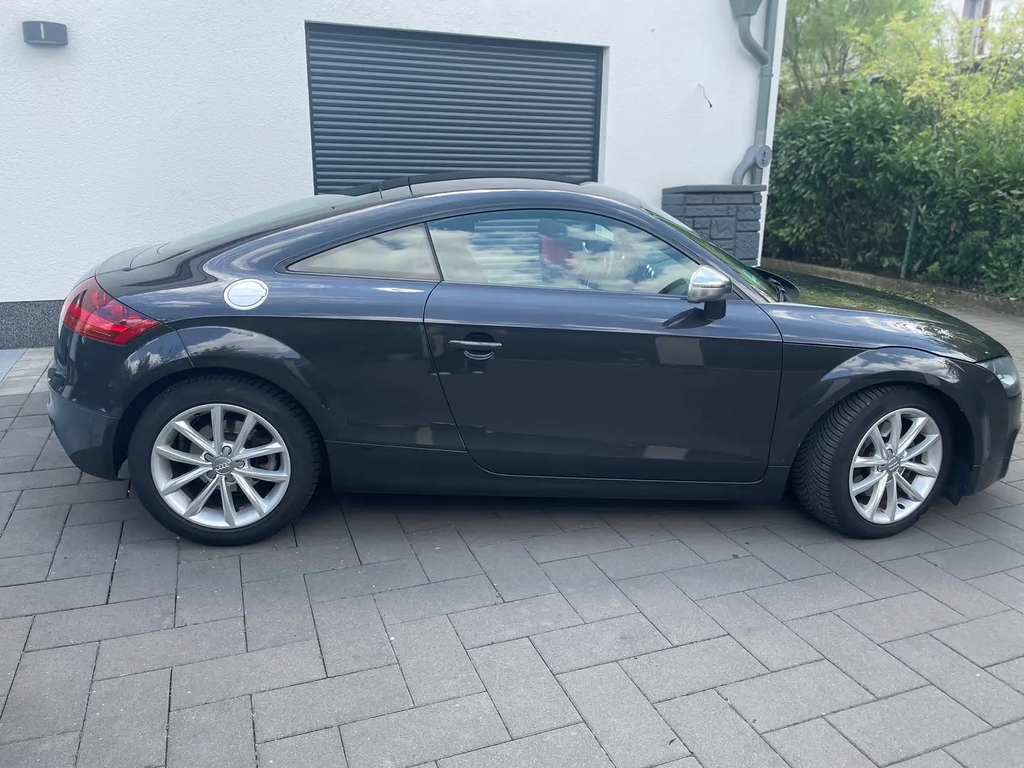 Audi TT TT Coupe 1.8 TFSI Grau - 2