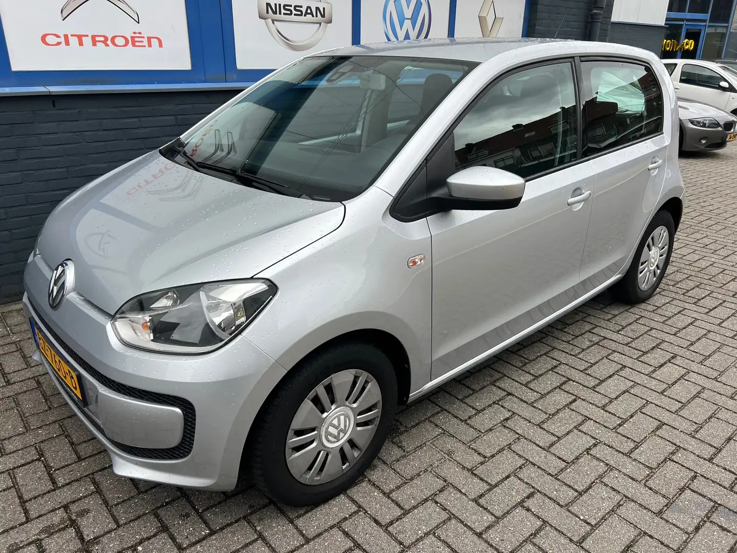 Volkswagen up! 1.0 move up! BlueMotion 09-2015 NWE.APK 5695EU Grijs - 2