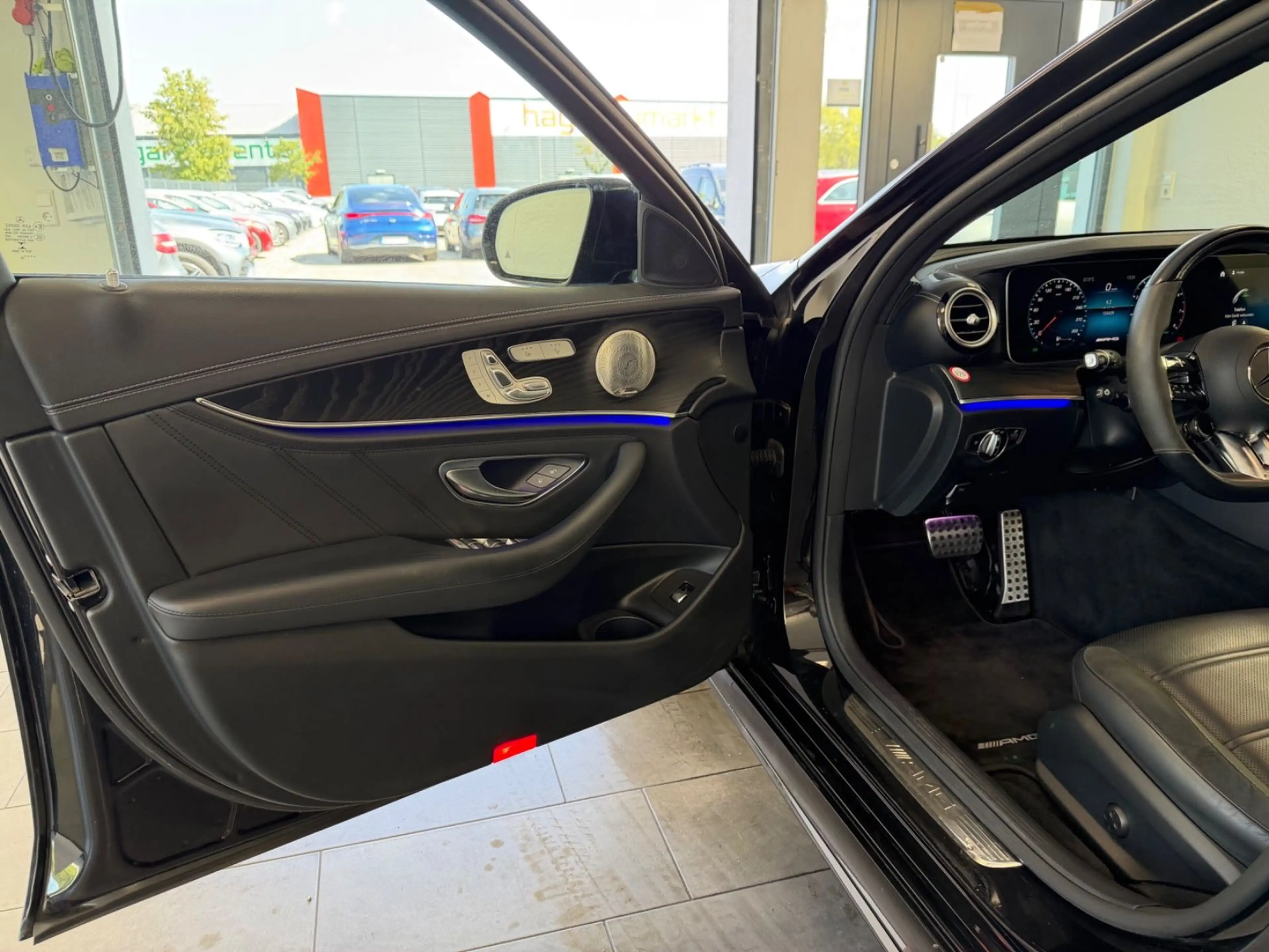 Mercedes-Benz E 53 AMG T 4M+ | DYNAMIC PLUS | PANO | HUD | 360 — photo 9