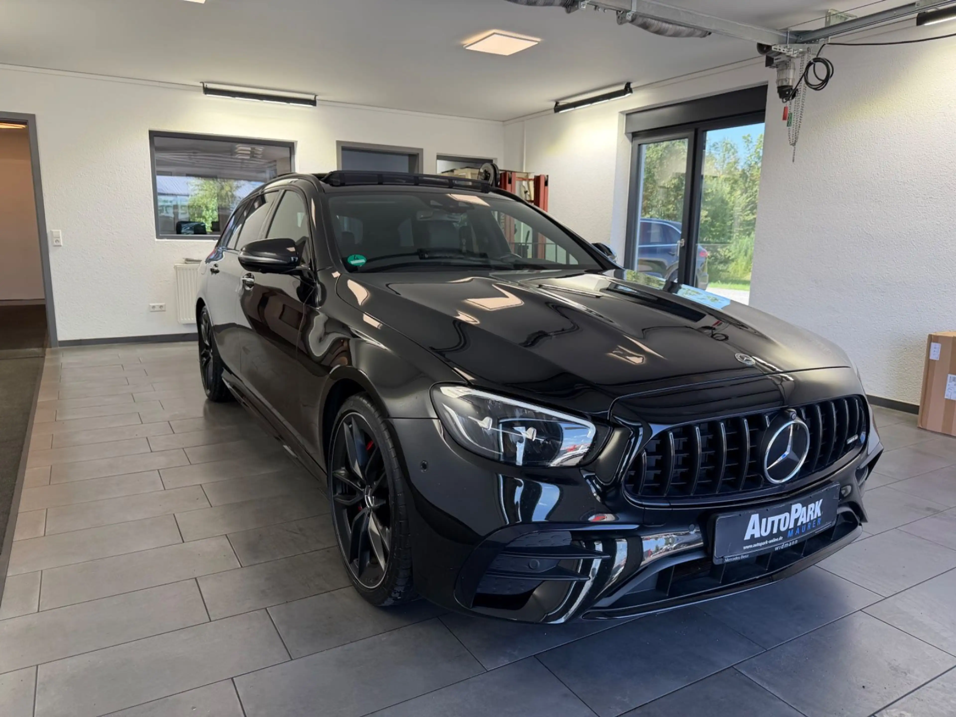Mercedes-Benz E 53 AMG T 4M+ | DYNAMIC PLUS | PANO | HUD | 360 — photo 3