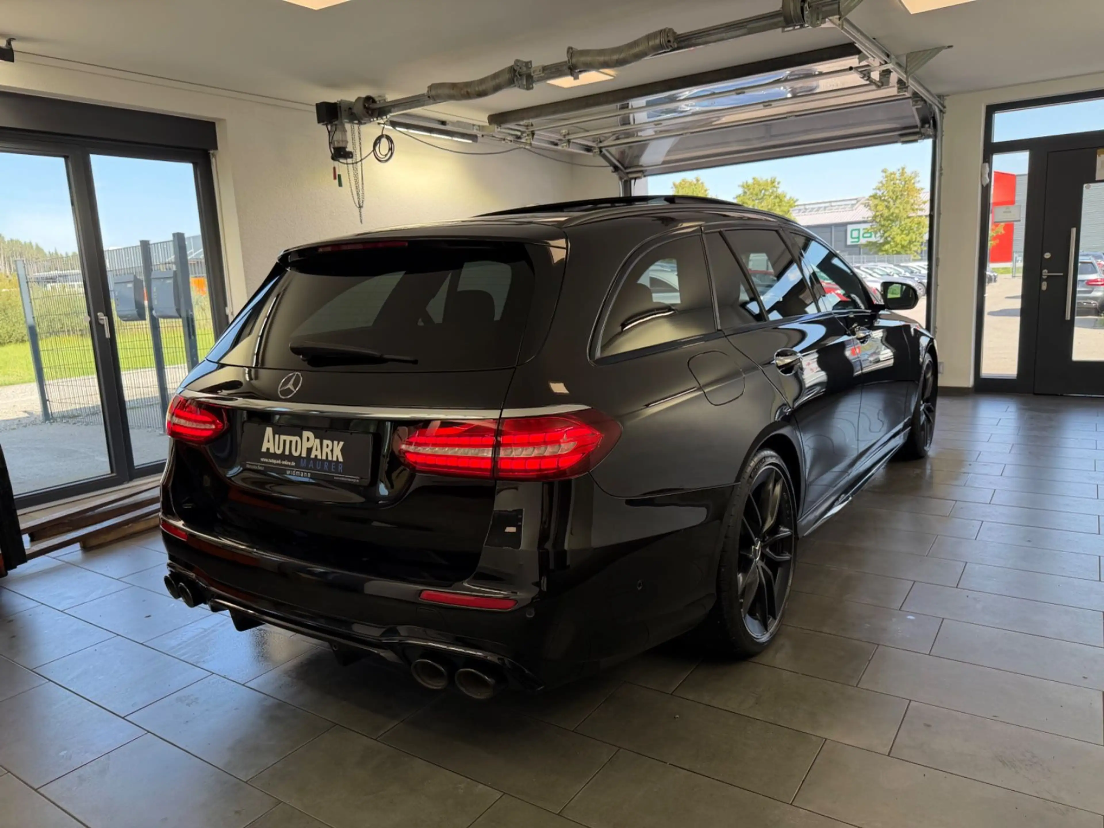 Mercedes-Benz E 53 AMG T 4M+ | DYNAMIC PLUS | PANO | HUD | 360 — photo 6