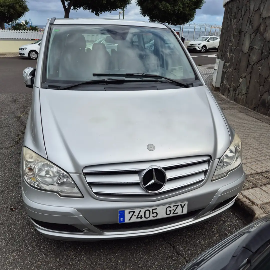 Mercedes-Benz Viano Viano 2.0CDI Trend Compacto Trend Plateado - 2