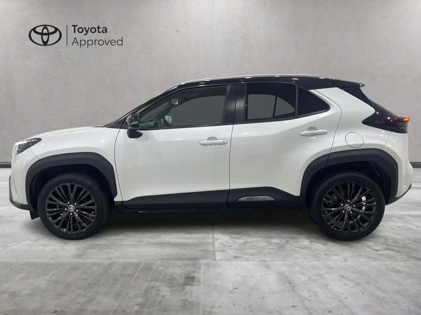 Toyota Yaris Cross Yaris Cross 1.5h Adventure fwd 116cv e-cvt Bianco - 2