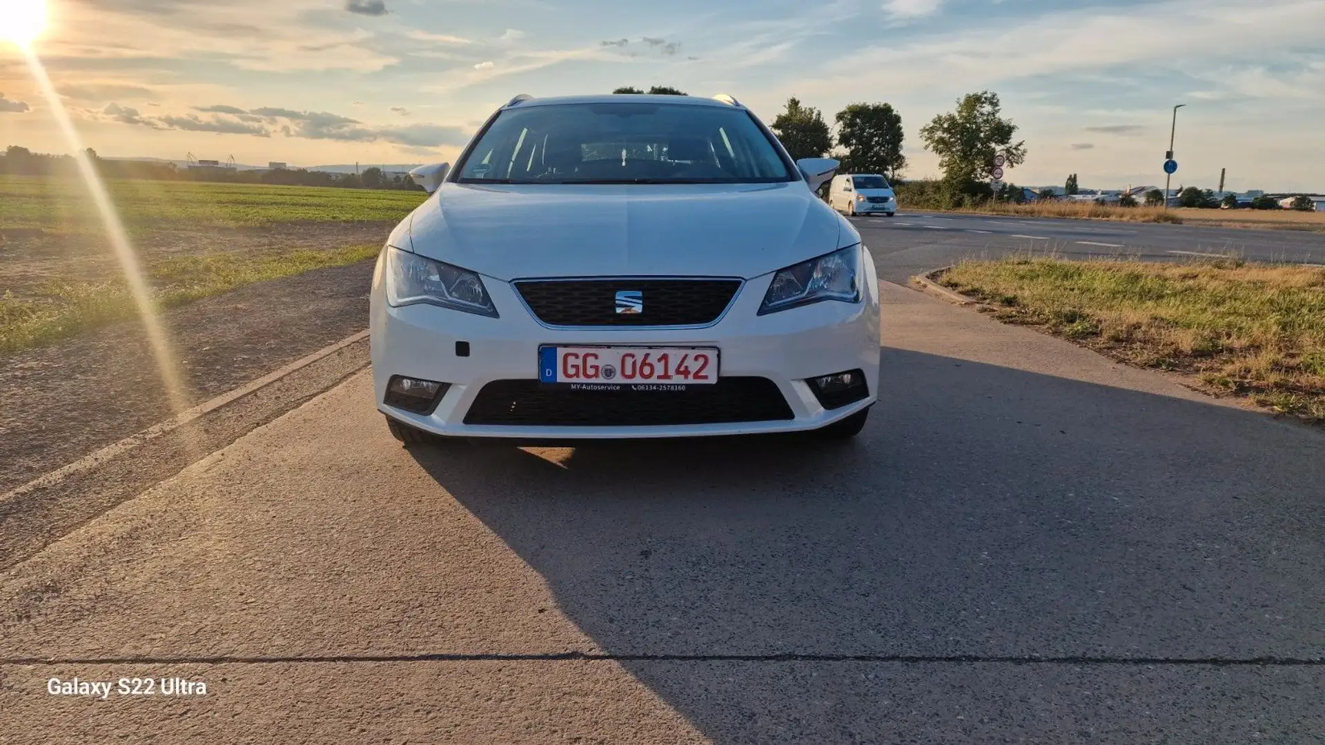 SEAT Leon ST Style Weiß - 2