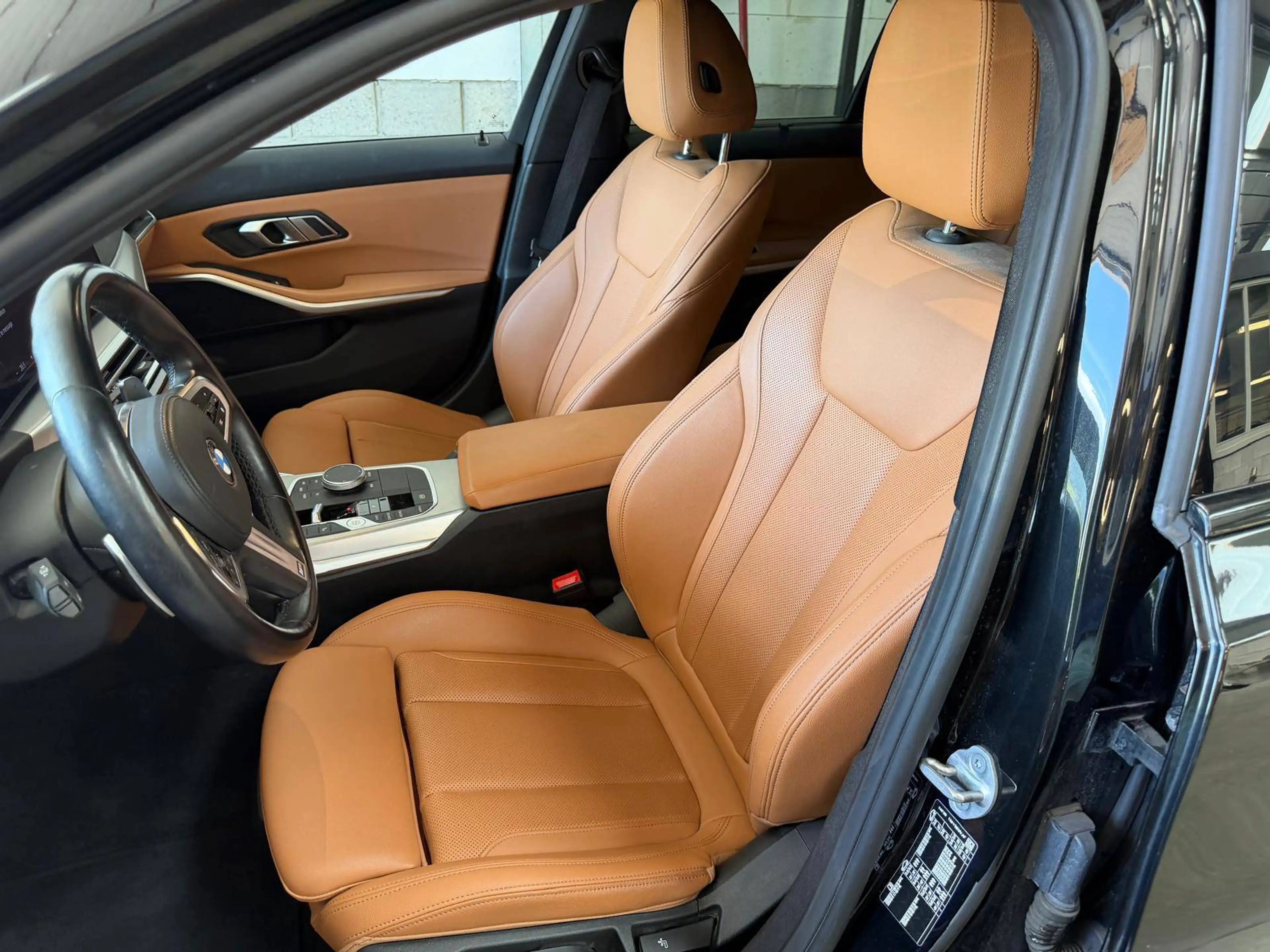 BMW 316 dA MHEV Touring ///M Pack Pano/Cognac Leder/Carplay/Camera — photo 9