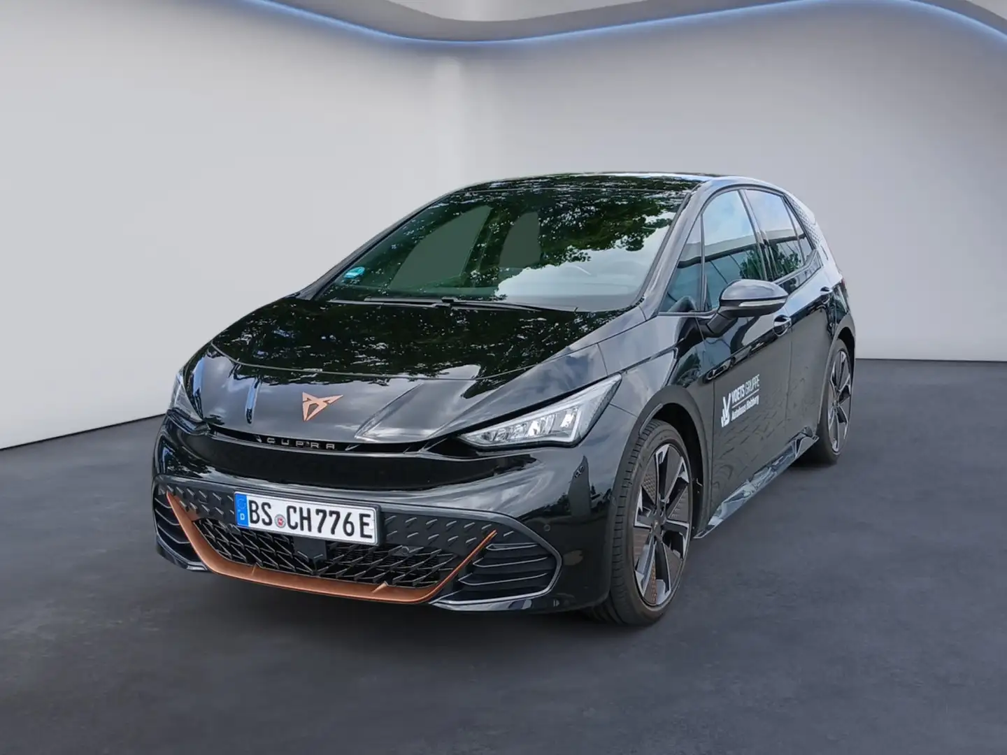 CUPRA Born VZ SENNHEISER+DCC Schwarz - 1