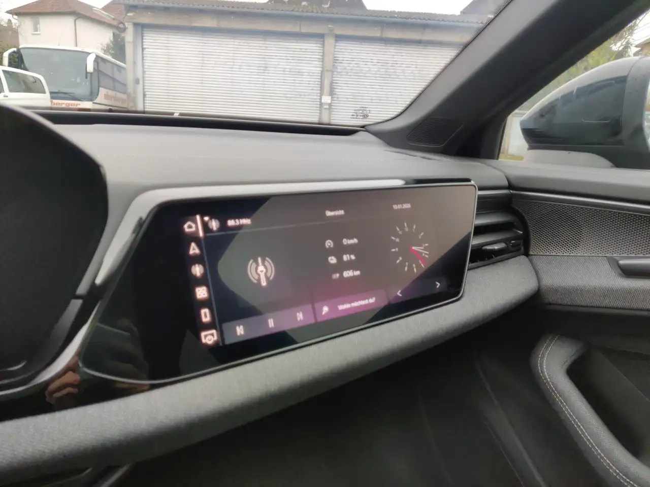 Audi A6 Lim. e-Hybrid quattro 360 KAM PANO 12