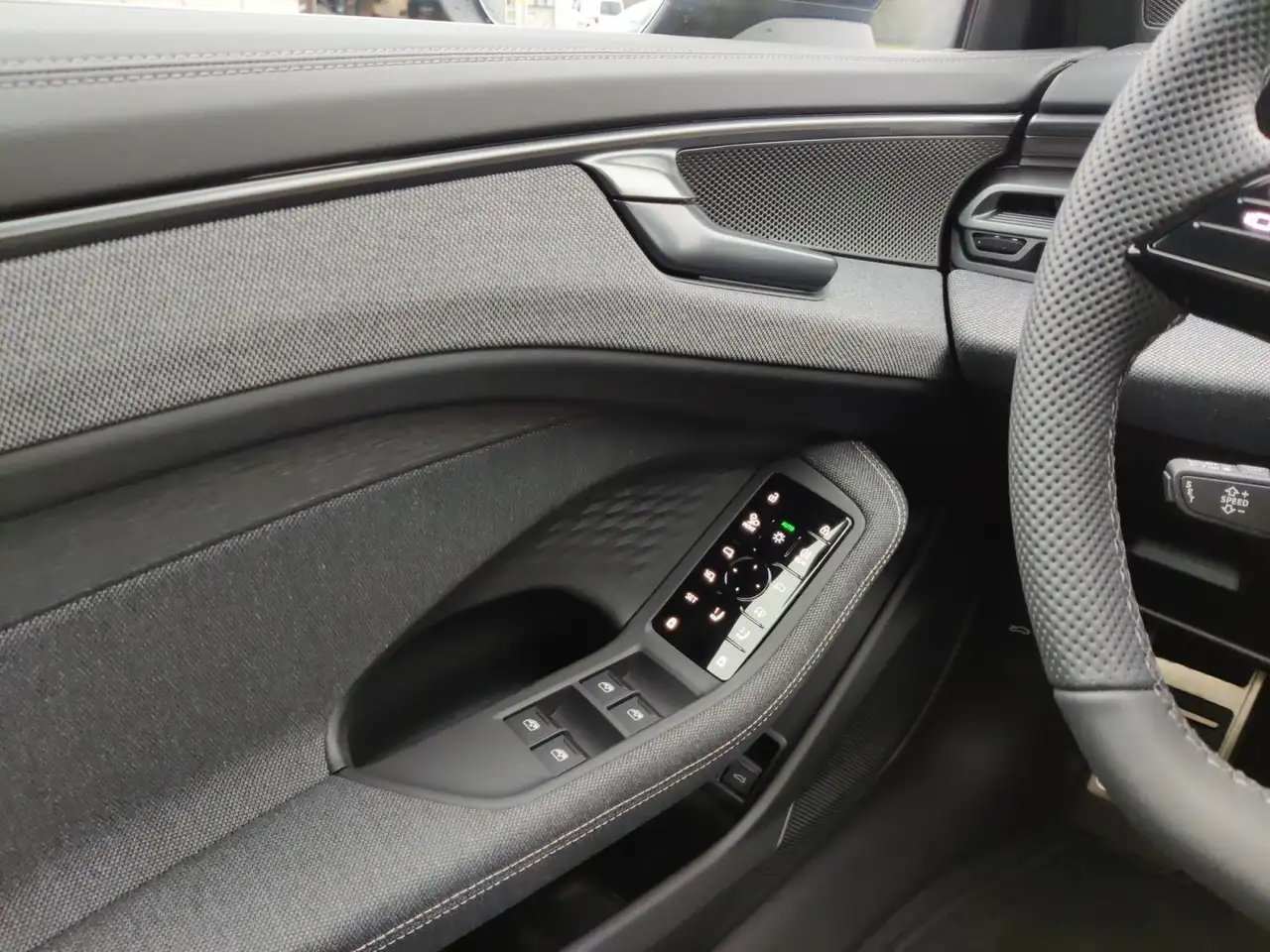 Audi A6 Lim. e-Hybrid quattro 360 KAM PANO 14