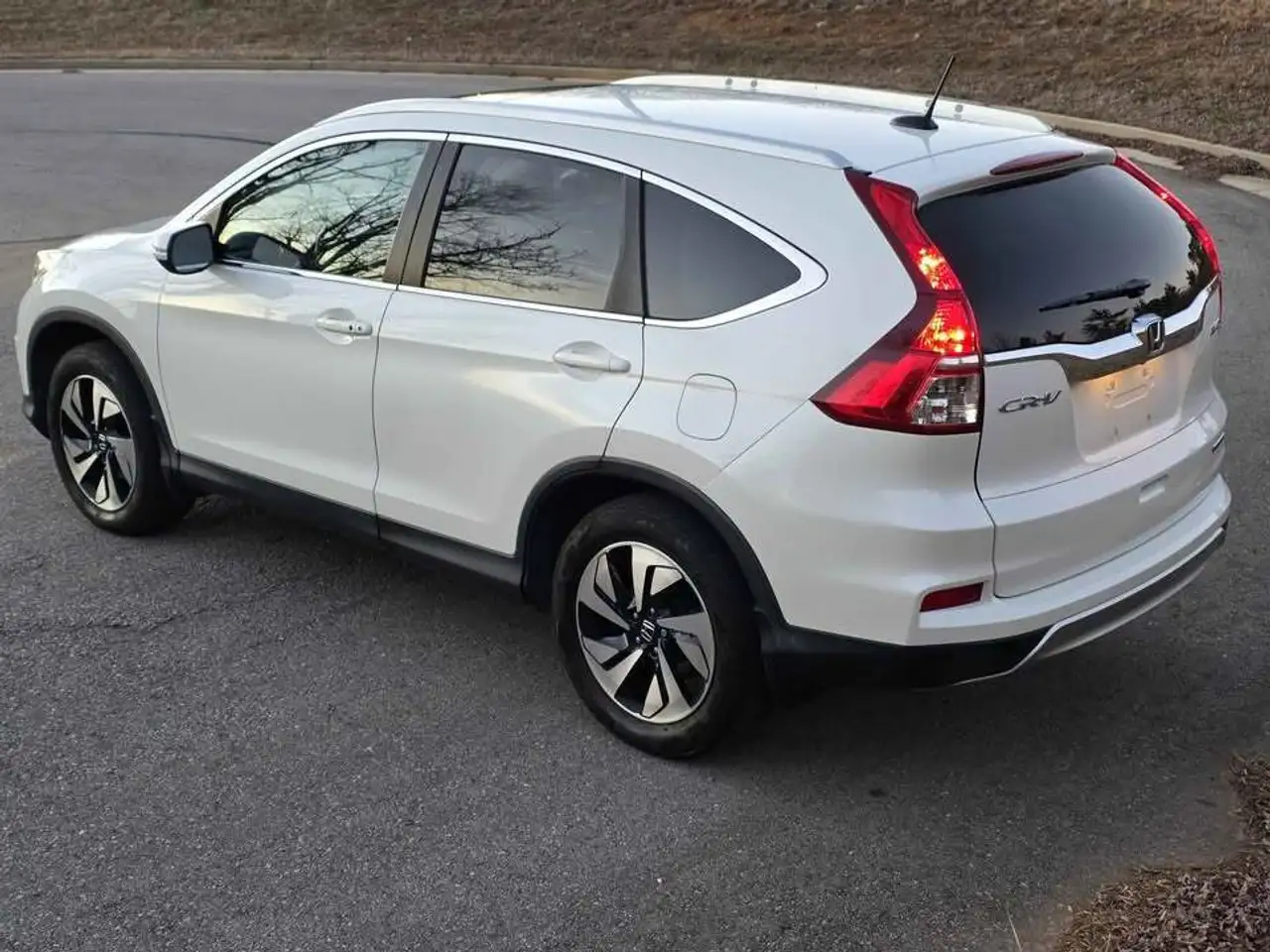 Honda CR-V photo Honda CR-V
