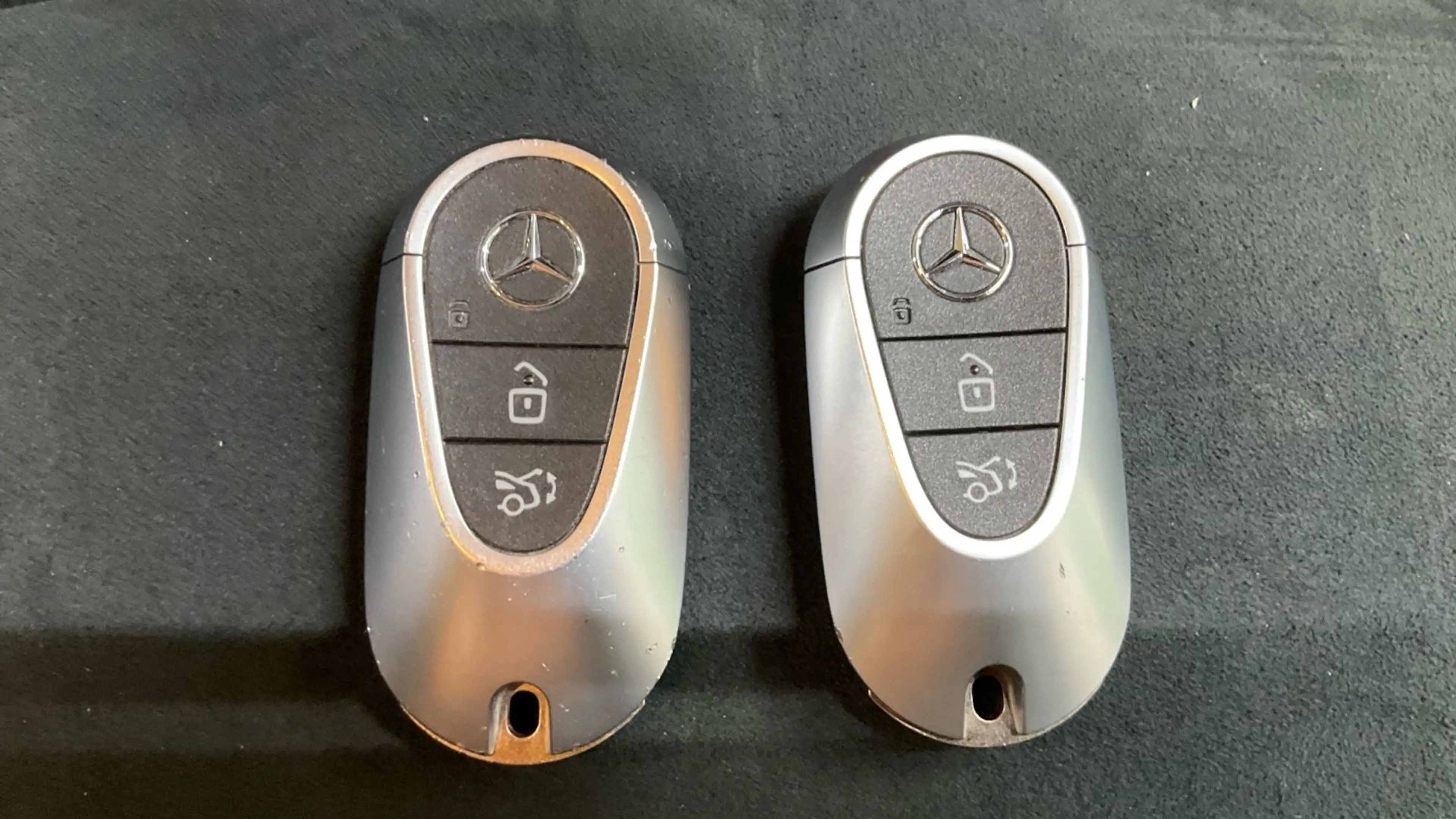 Mercedes-Benz C 300 C300 E Lim. AMG LINE-NIGHT-PAKET-DIGITAL LIGHT- — photo 14