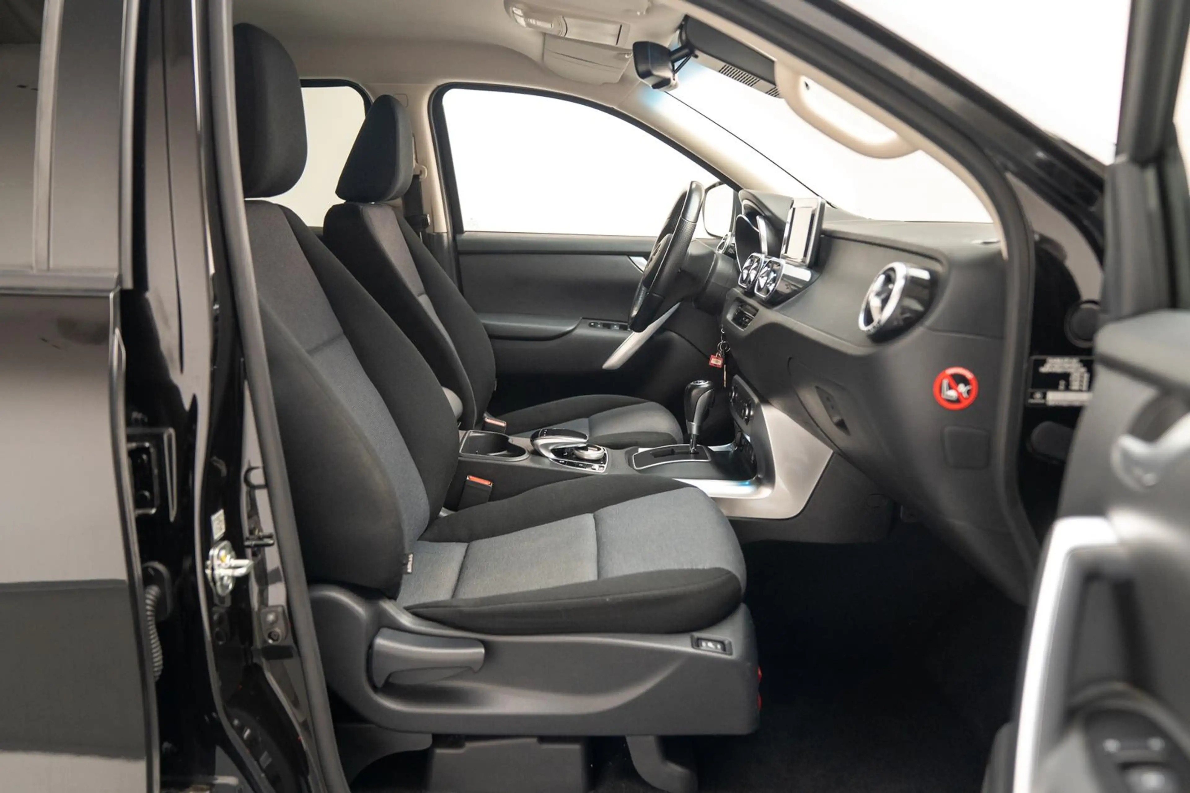 Mercedes-Benz X 250 d 4M DK Edit. Progressive*LED*NAVI*KAMERA* — photo 12
