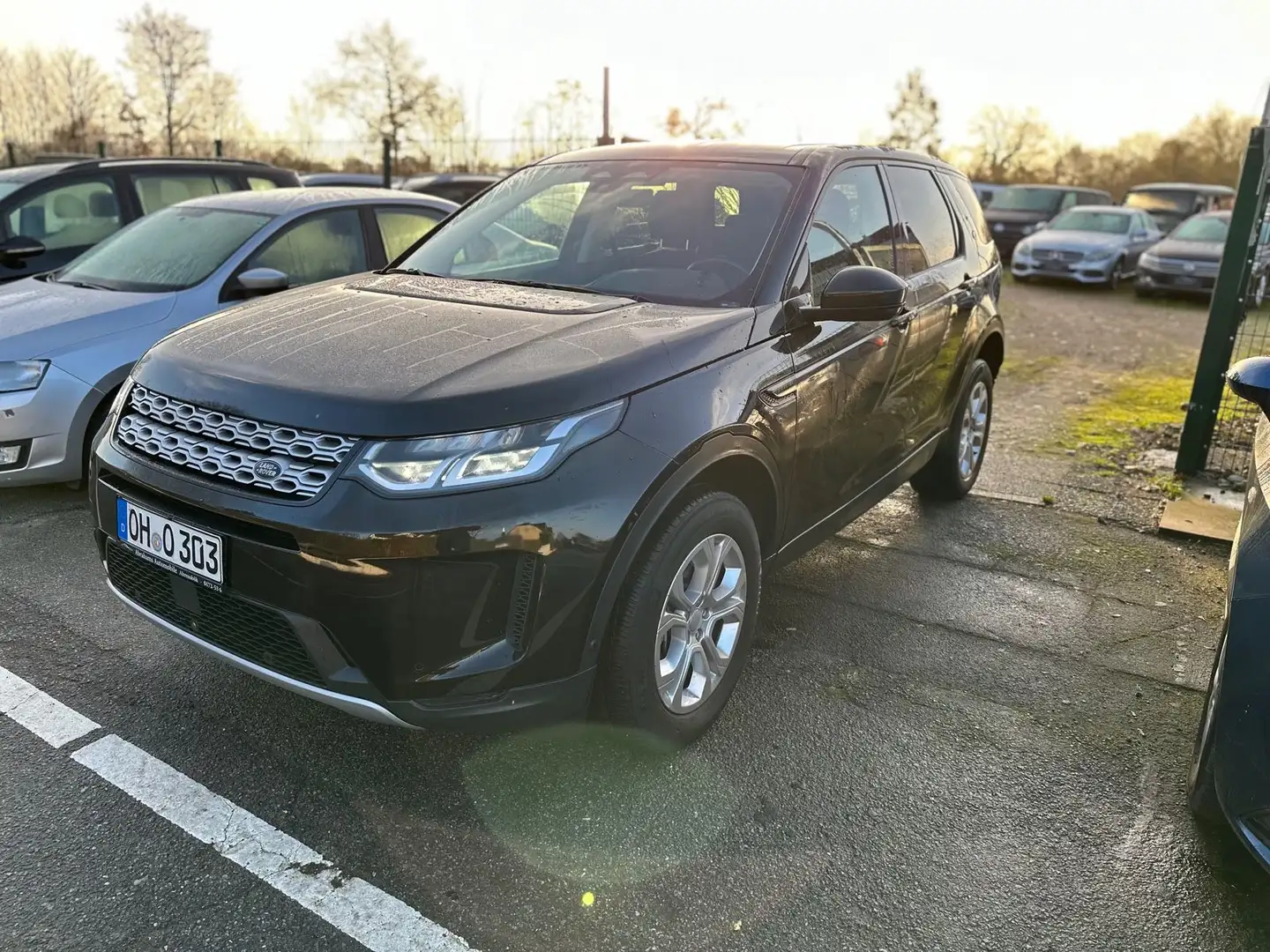 Land Rover Discovery Sport S AWD Scheckheftgepflegt Schwarz - 1