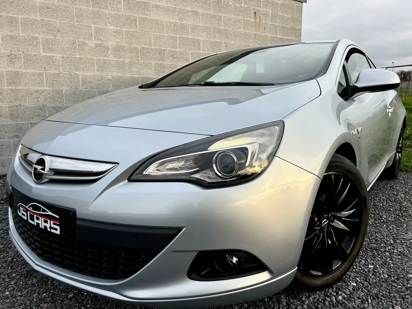 Opel Astra 1.4 Sport *gtc*OPC LINE*xenons*clim*pdc Gris - 1