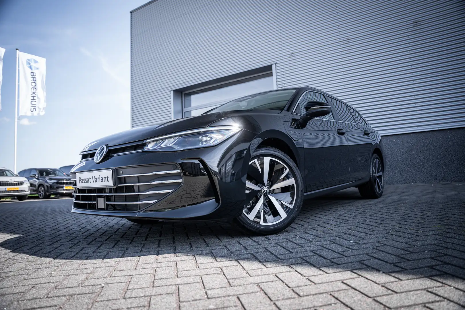 Volkswagen Passat Variant Business - eHybrid | 'App-Connect' draadloze smart Zwart - 2