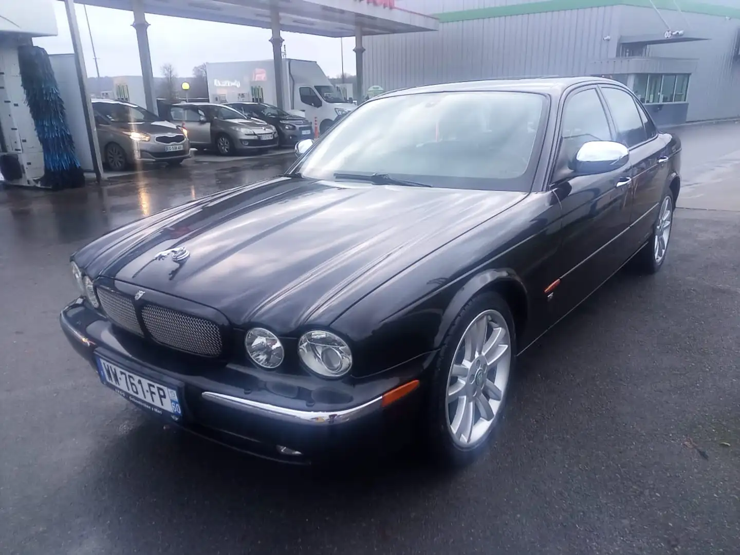 Jaguar XJR XJR 4.2 V8 - 406 A Czarny - 1