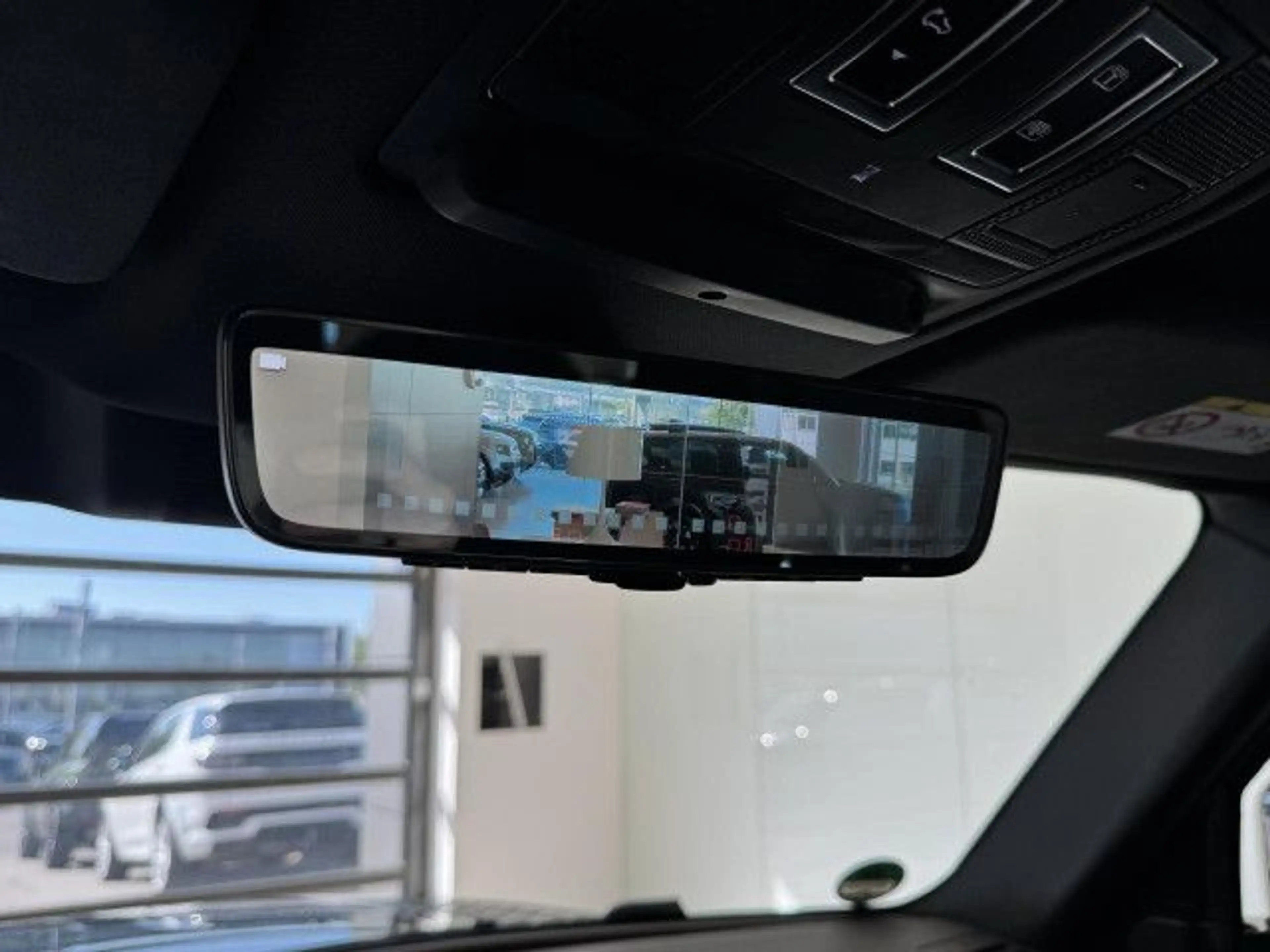 Land Rover Defender 110 P525 V8 Carpathian Edition AHK HUD — photo 10