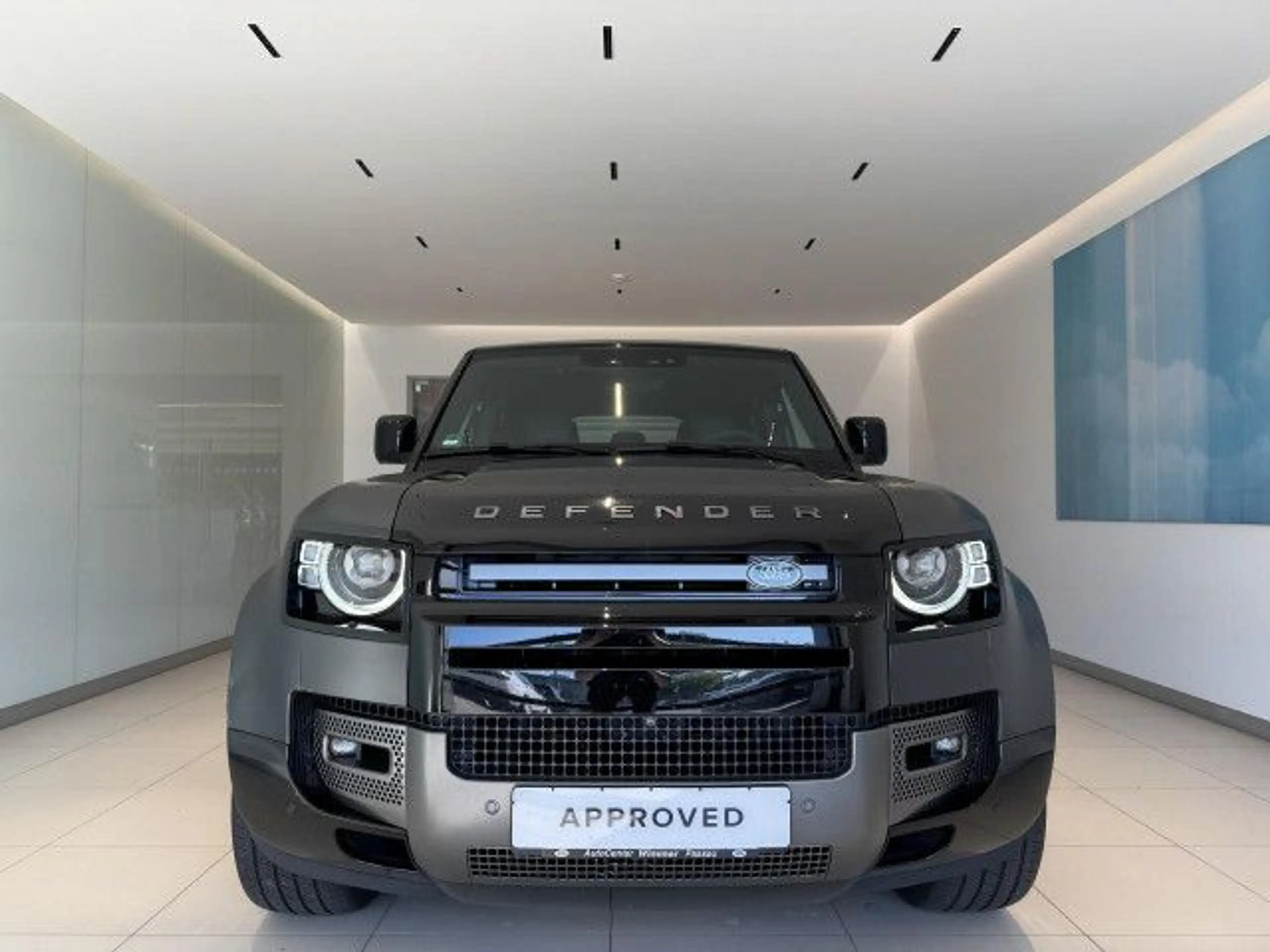 Land Rover Defender 110 P525 V8 Carpathian Edition AHK HUD — photo 7