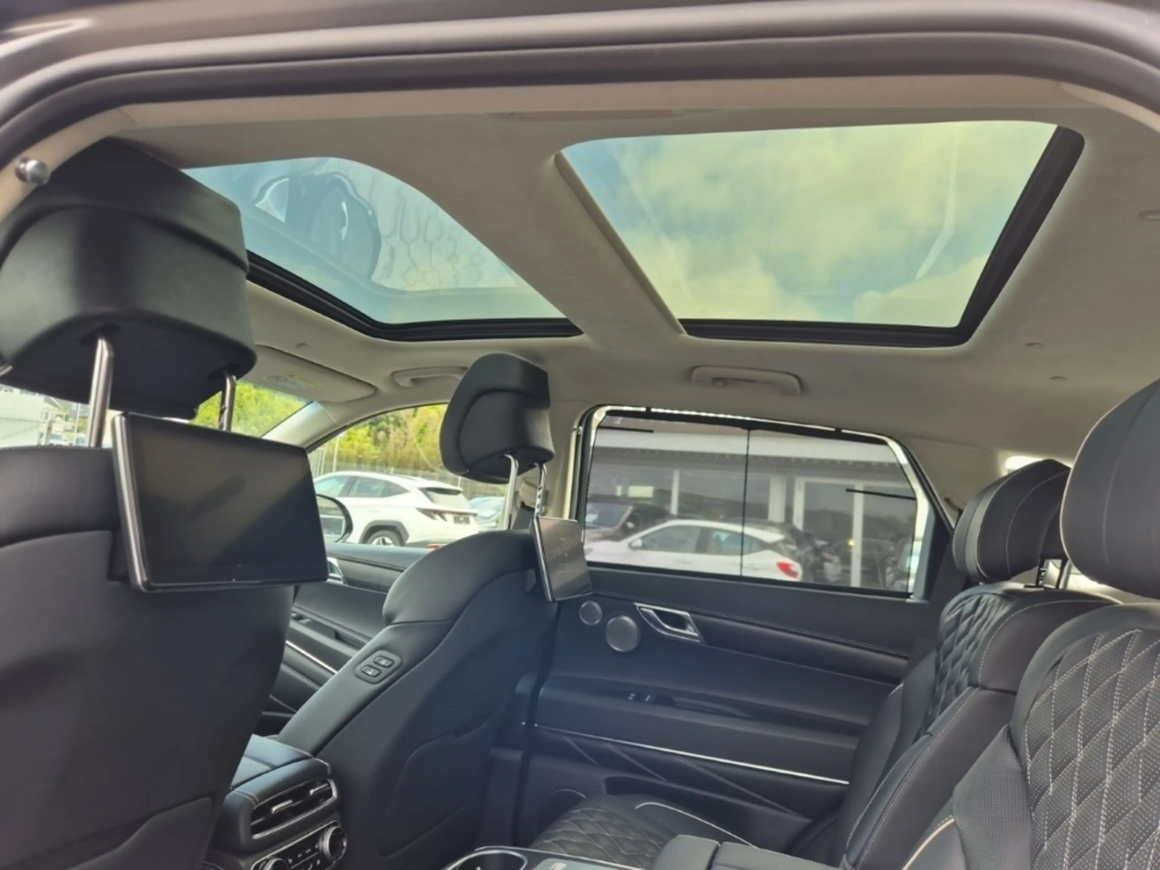Genesis GV80 Luxus Plus 4WD HUD AD El. Fondsitzverst. Monitore — photo 16