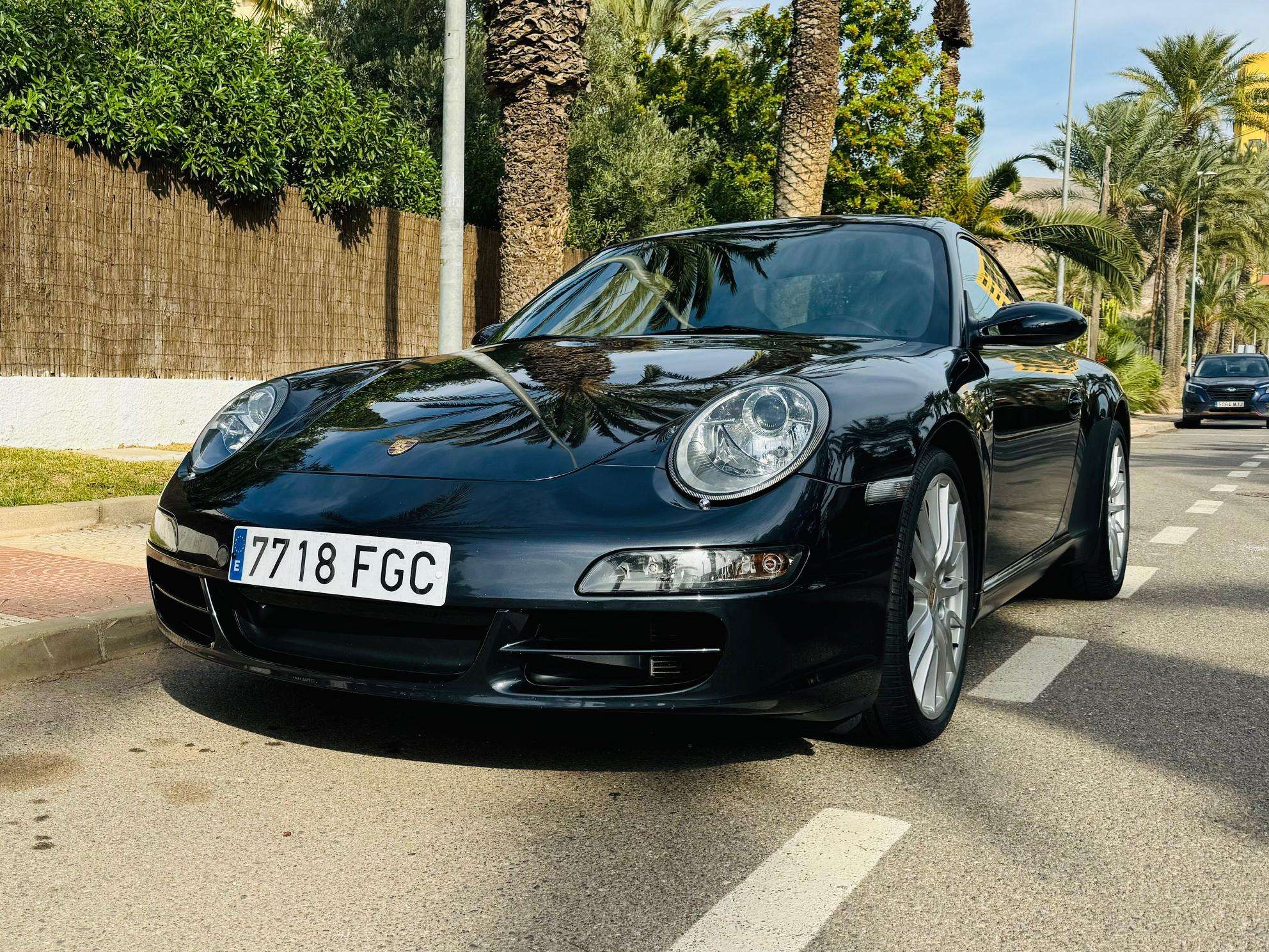 Porsche 911 911 Carrera Coupé - foto 1