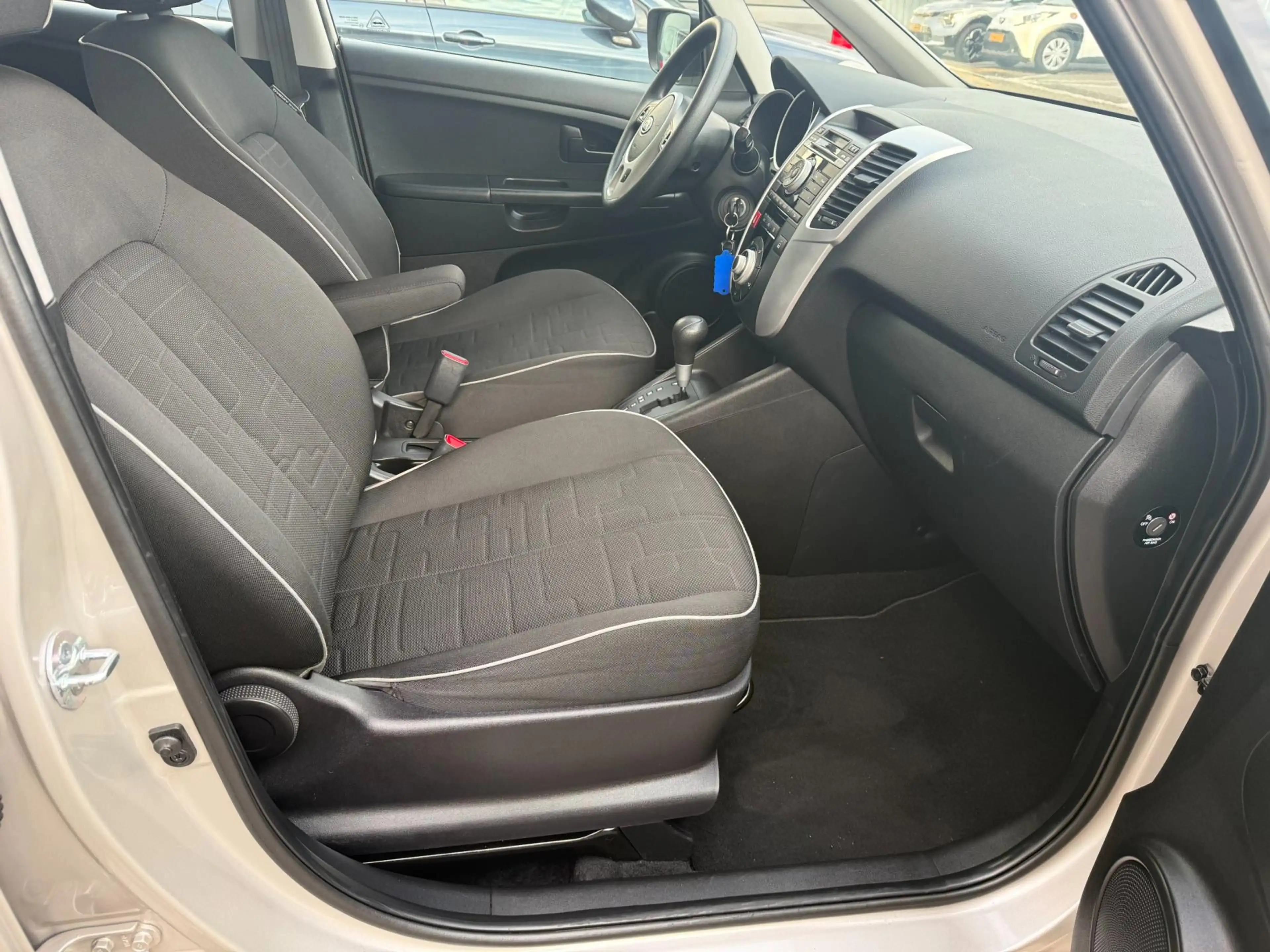 Kia Venga 1.6 CVVT Comfort Pack AUTOMAAT | 1e EIEGNAAR | CRU — photo 10