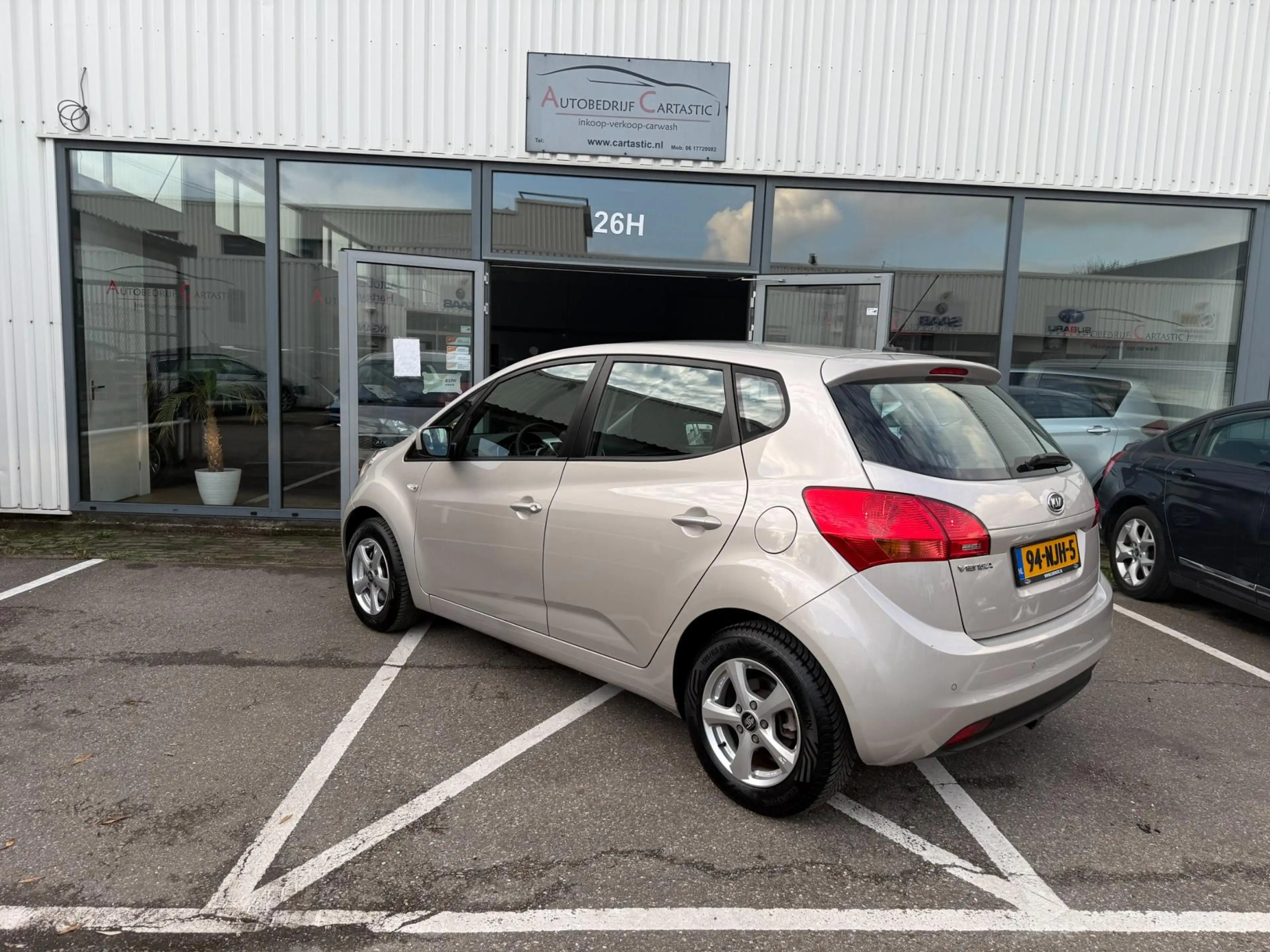 Kia Venga 1.6 CVVT Comfort Pack AUTOMAAT | 1e EIEGNAAR | CRU — photo 4