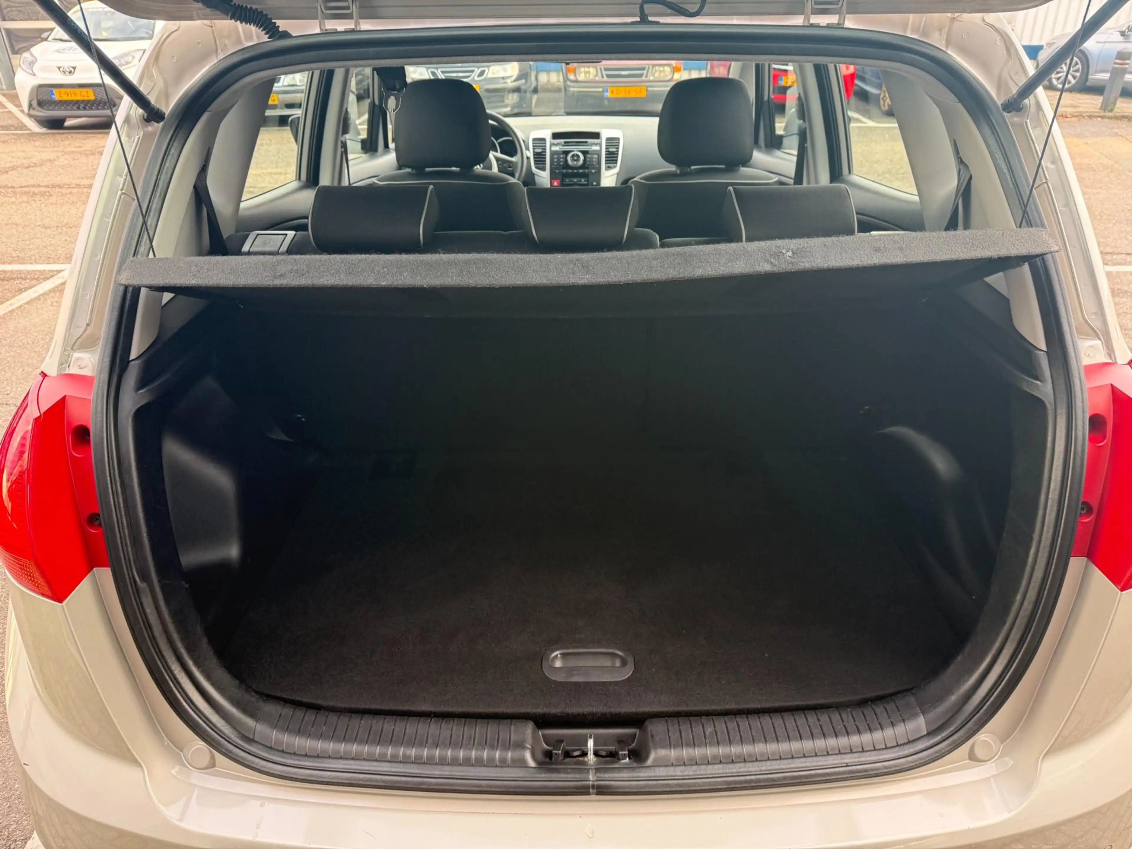 Kia Venga 1.6 CVVT Comfort Pack AUTOMAAT | 1e EIEGNAAR | CRU — photo 15