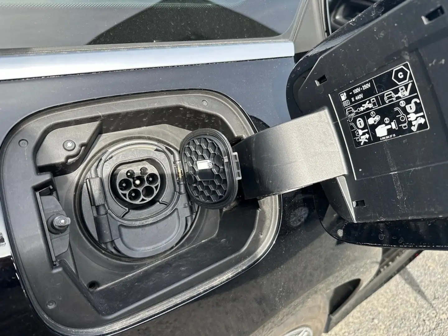 Mercedes-Benz CLA 250 e SB AMG|MBUX GPS|Park-, Spiegel Pack|Stoelverw. Zwart - 2