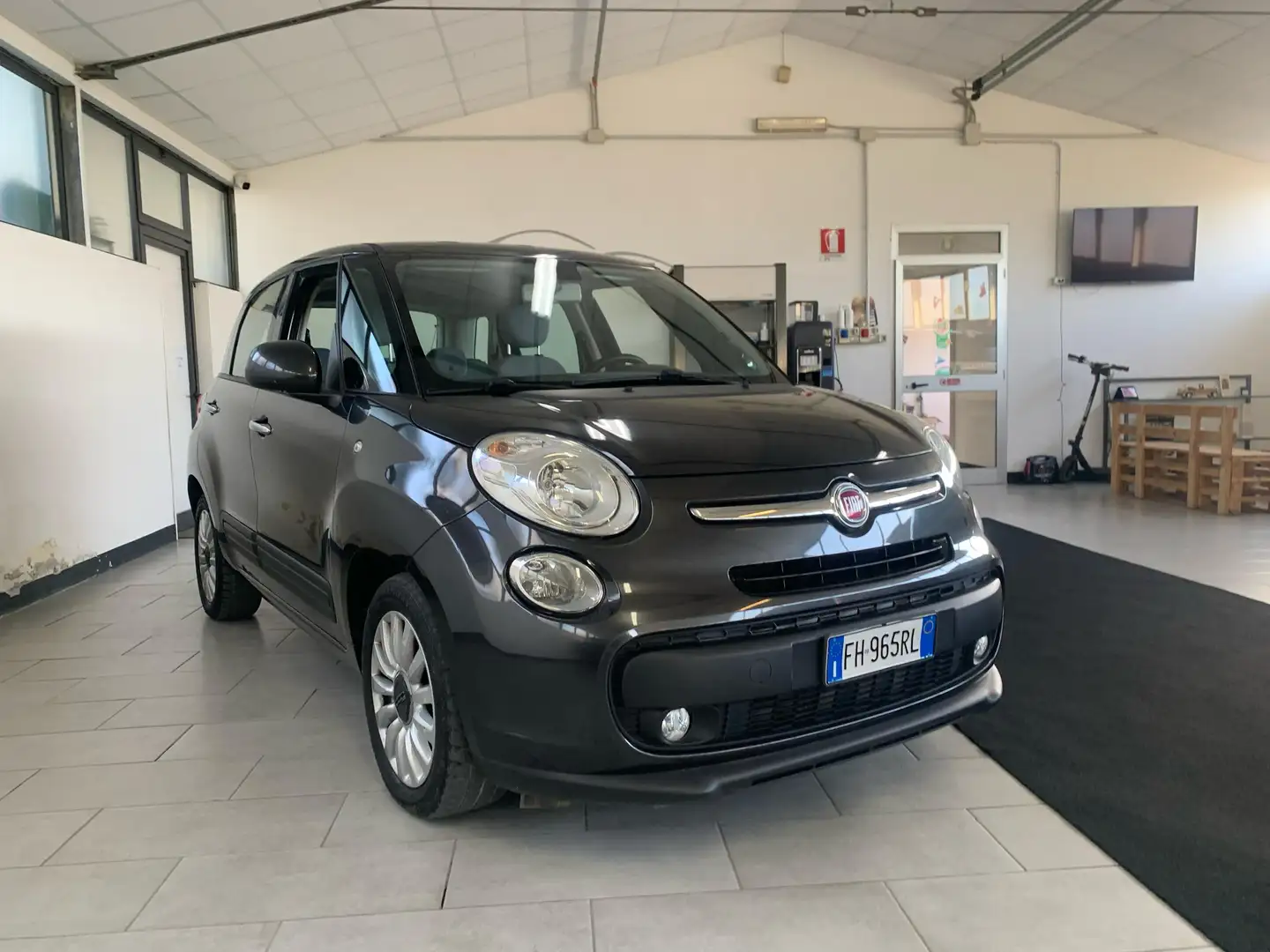 Fiat 500L 1.3 mjt Business 95cv Gris - 1