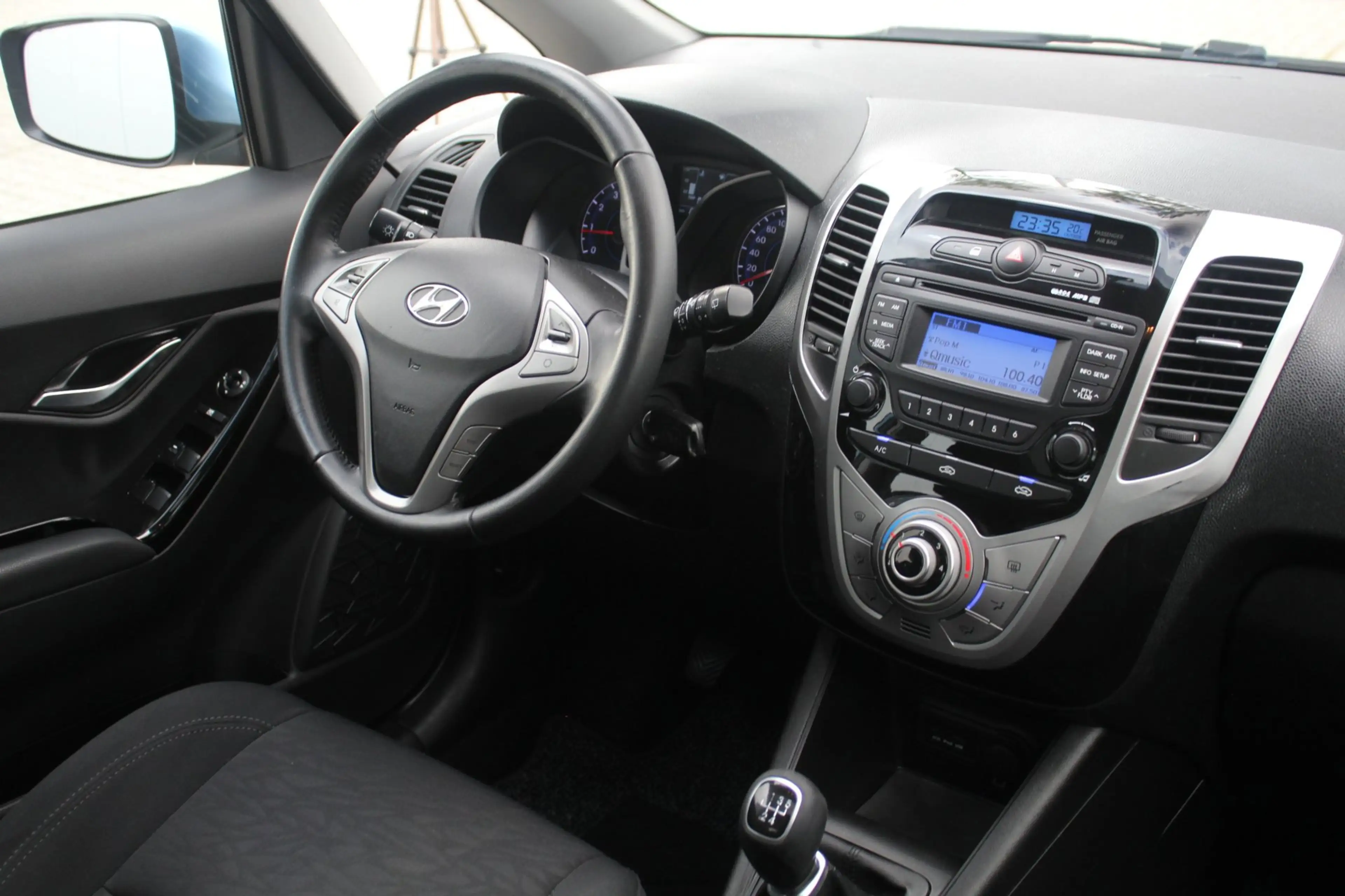 Hyundai iX20 1.4i i-Vision | Panoramadak | Airco | APK | — photo 13