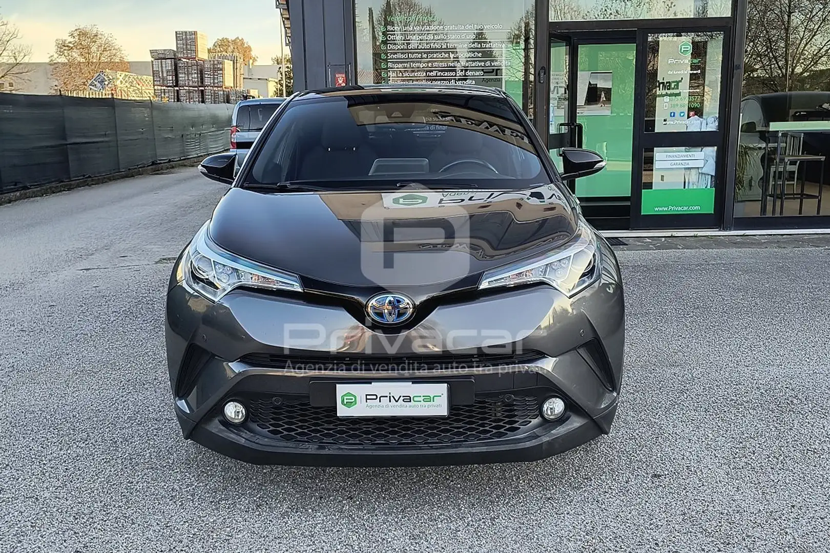 Toyota C-HR C-HR 1.8 Hybrid E-CVT Trend Argent - 2