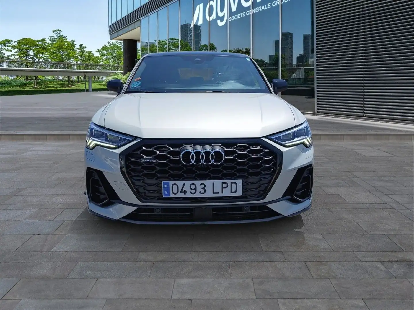 Audi Q3 Sportback 40 TDI Black line quattro S tronic 147kW Plateado - 2