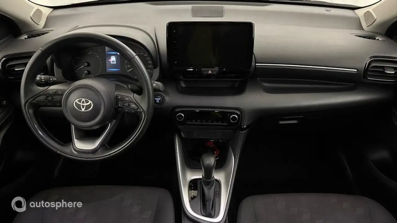 Toyota Yaris Yaris — photo 11