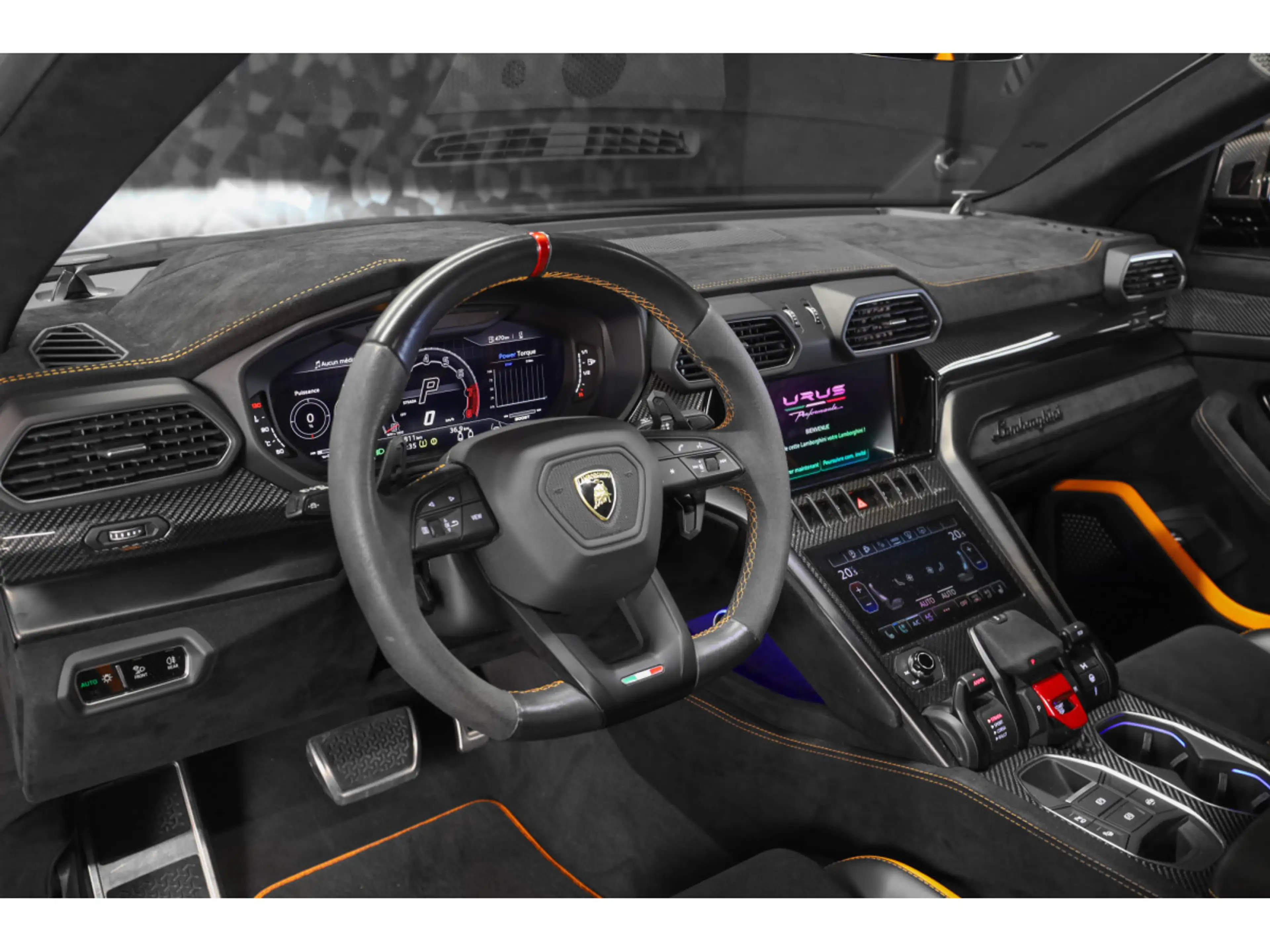 Lamborghini Urus PERFORMANTE Akrapovic / VERDE LARES — photo 8