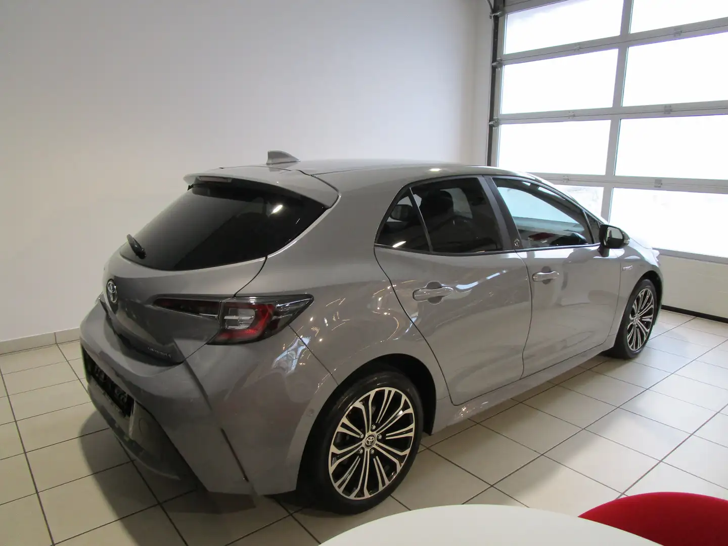 Toyota Corolla Corolla 1.8 Hybrid Team Deutschland Grau - 2